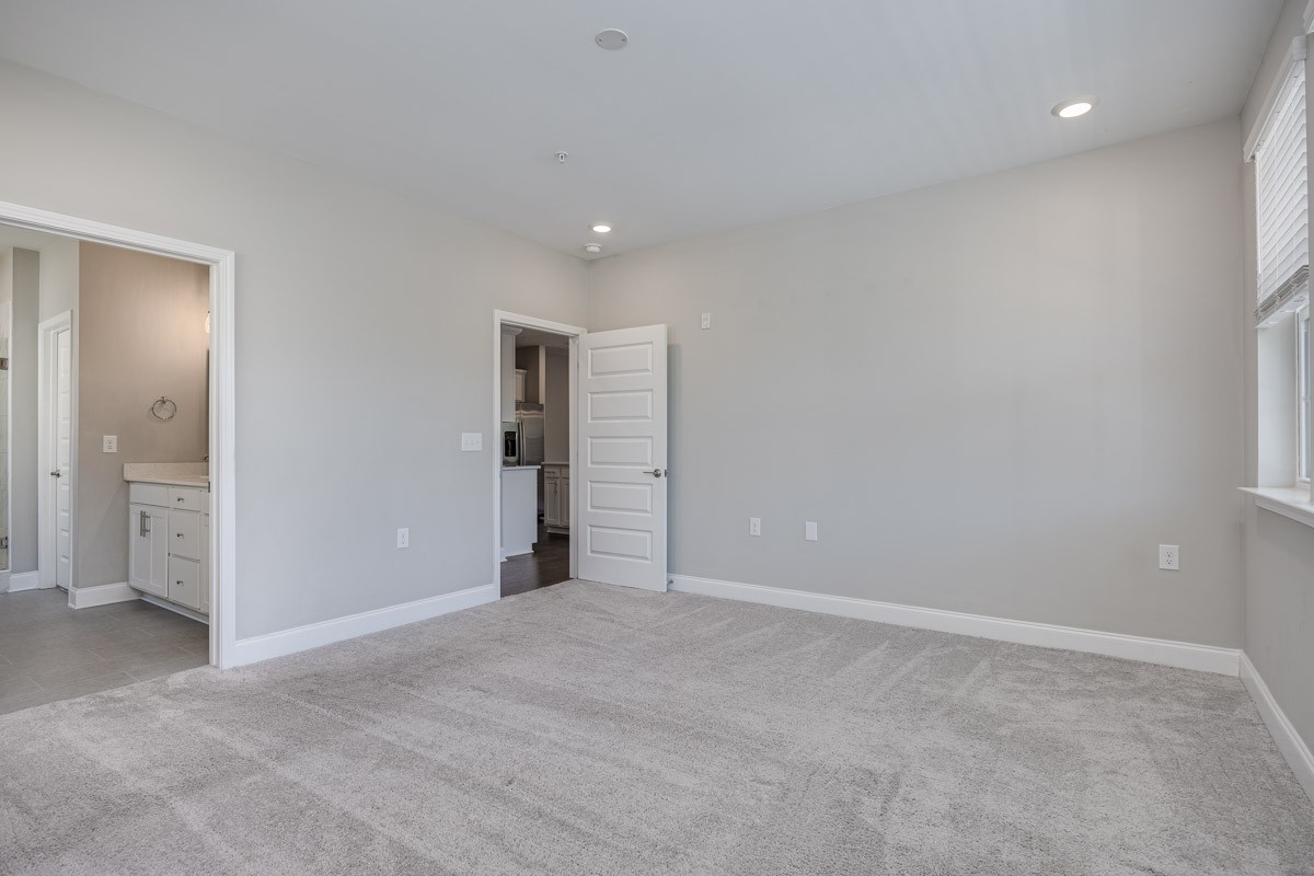 2000 Shadow Green Dr Unit: H-203