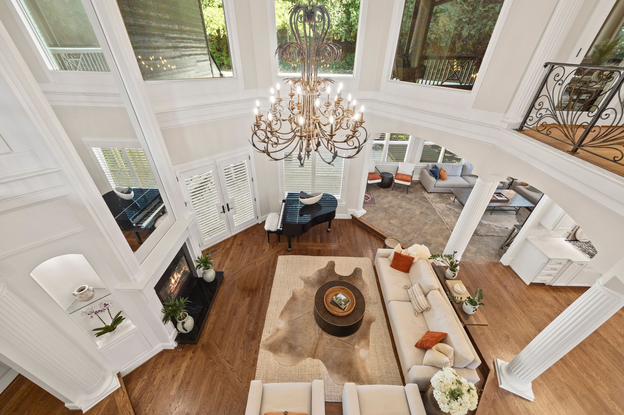 937 Travelers Ct