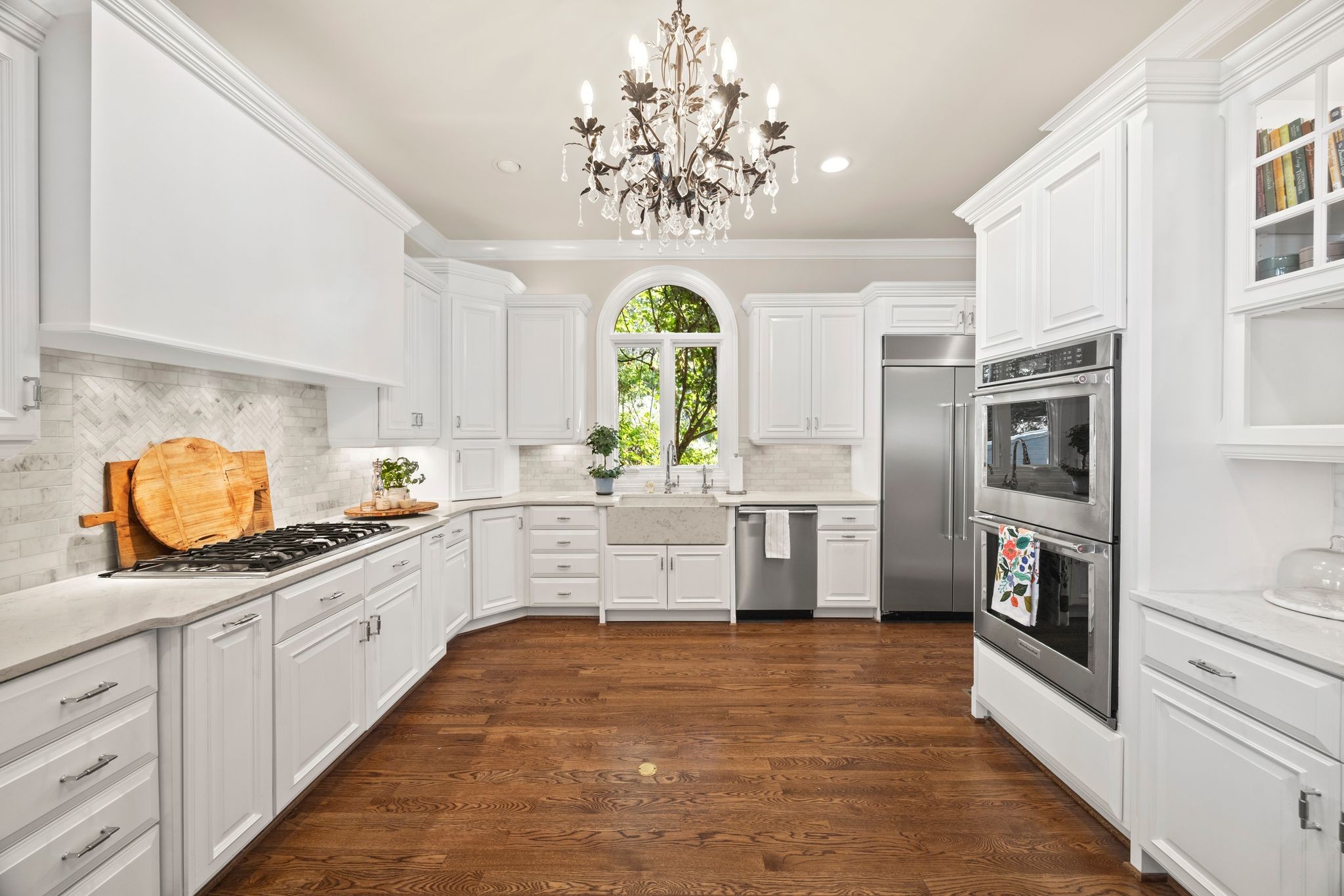 937 Travelers Ct