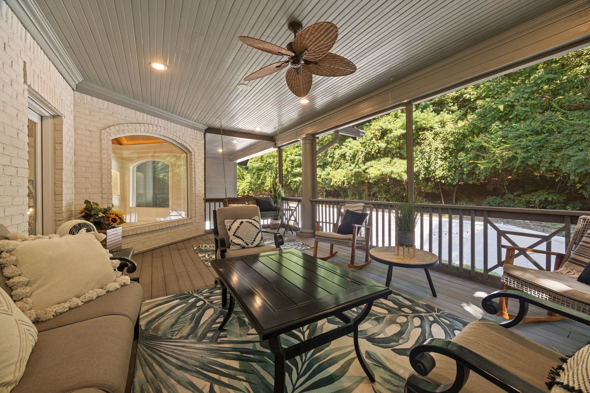 937 Travelers Ct