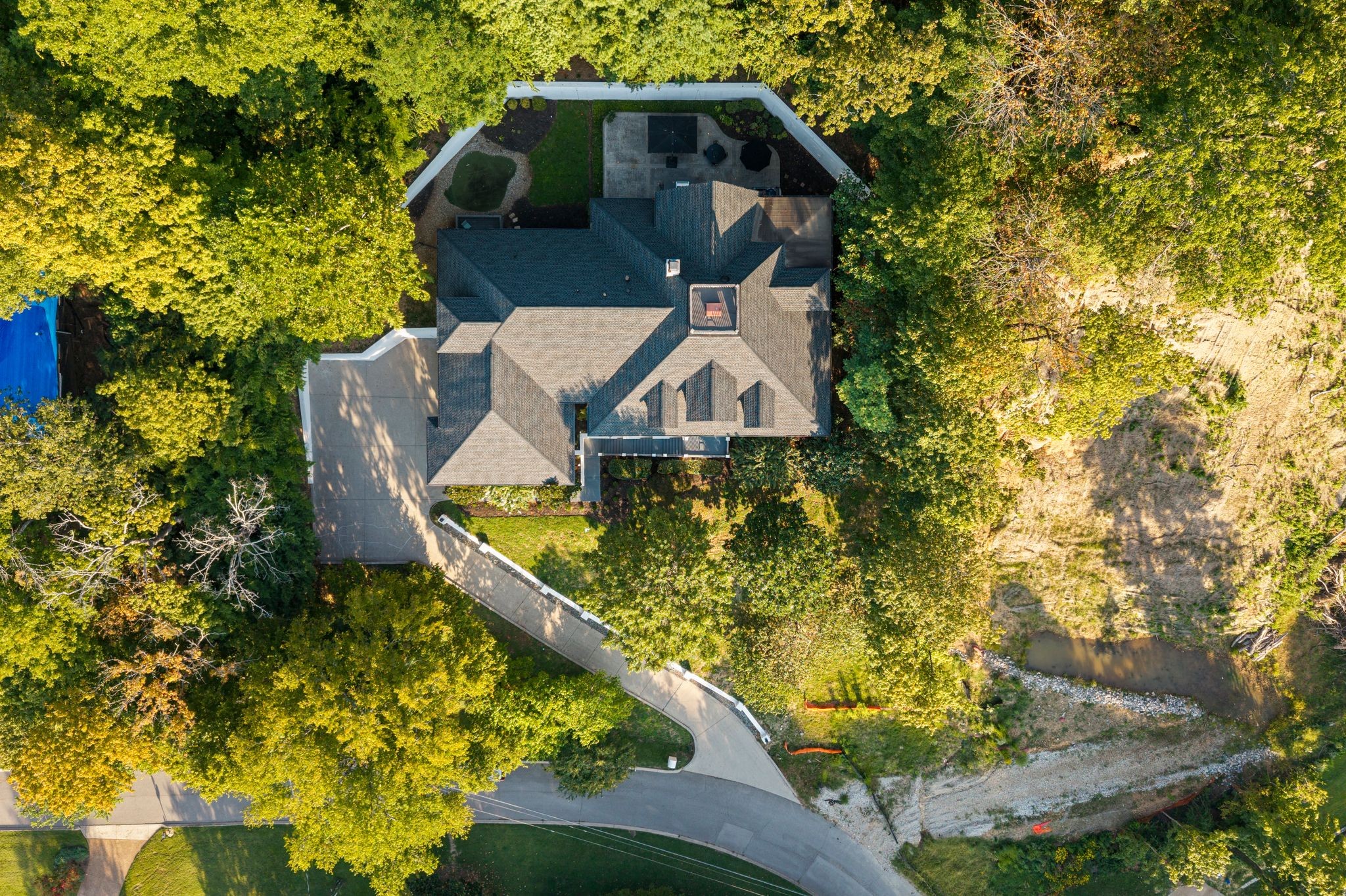 937 Travelers Ct