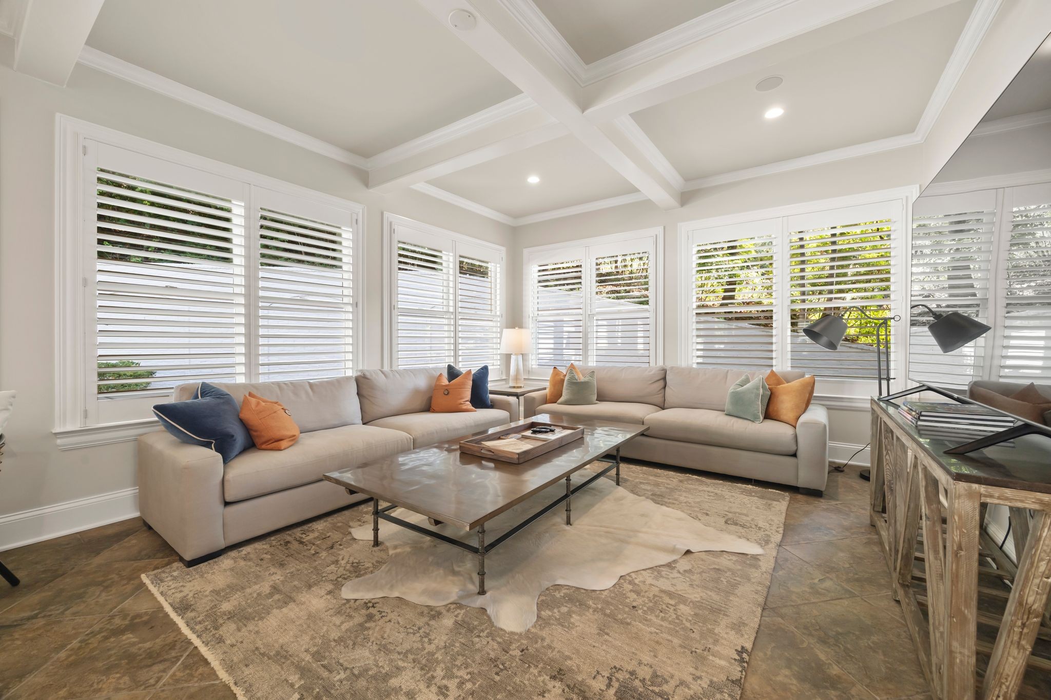 937 Travelers Ct
