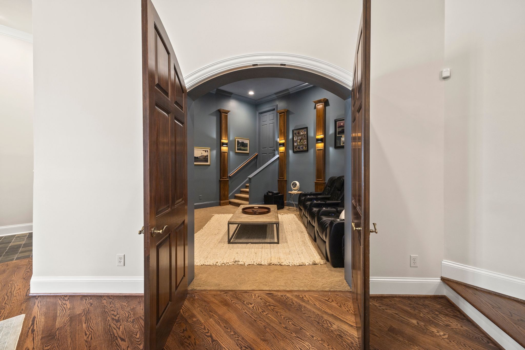 937 Travelers Ct