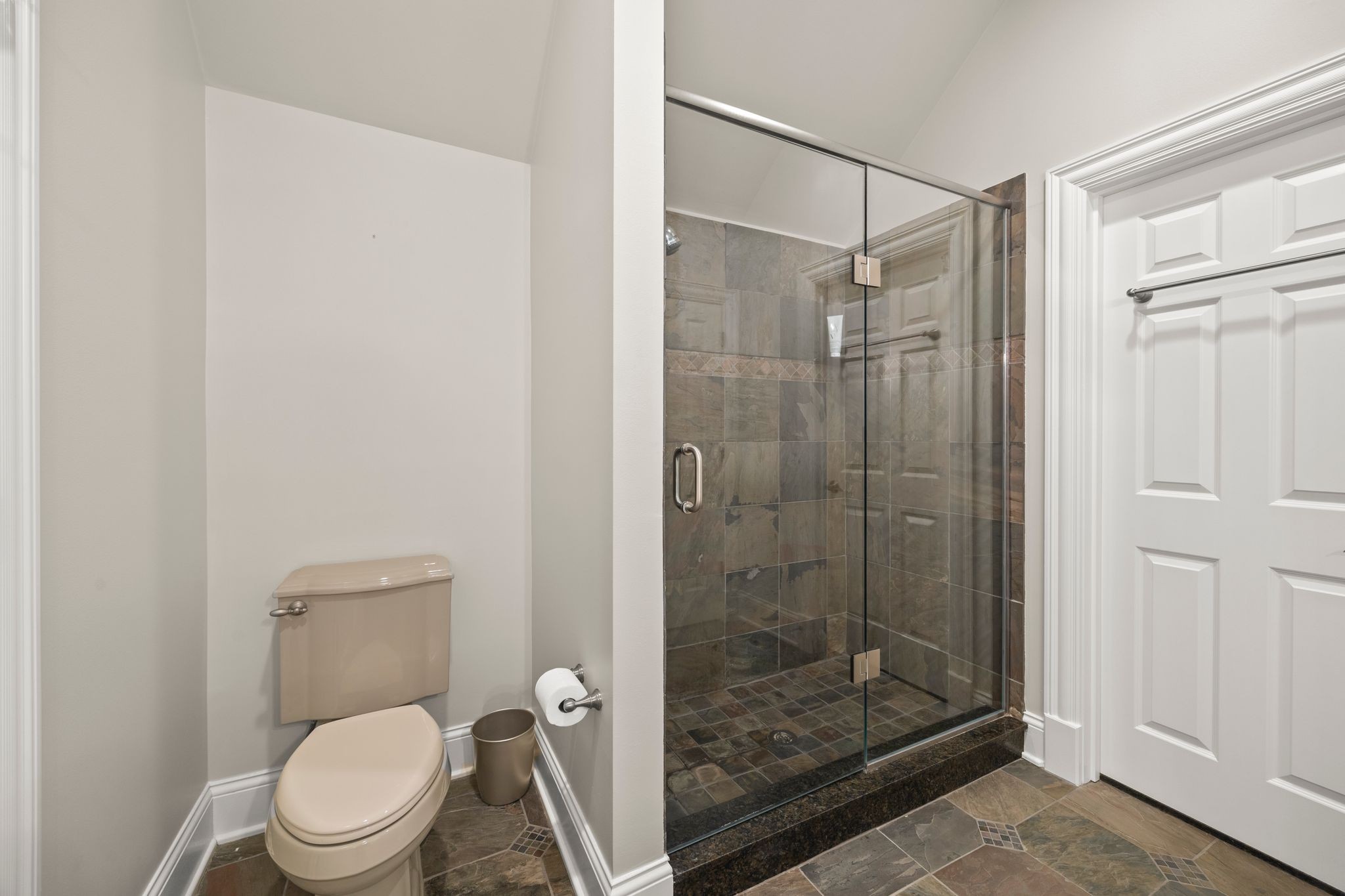 937 Travelers Ct