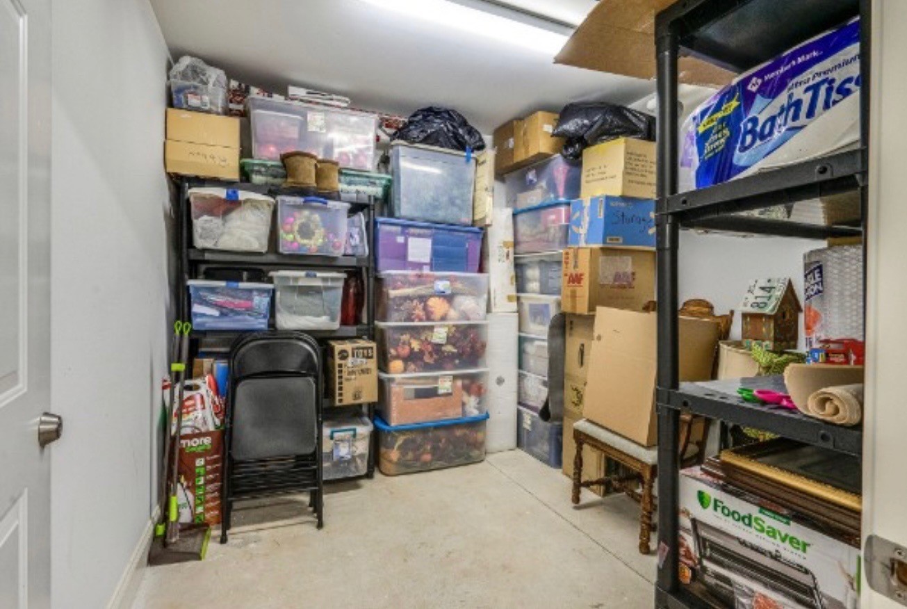 2000 Newark Ln Unit: F200