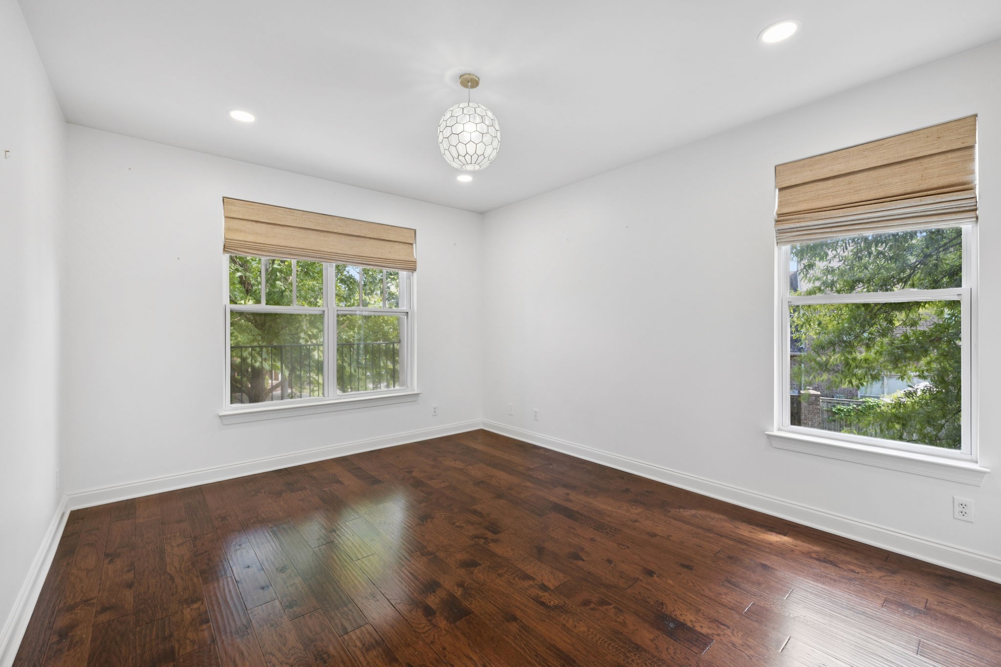 2000 Newark Ln Unit: F200