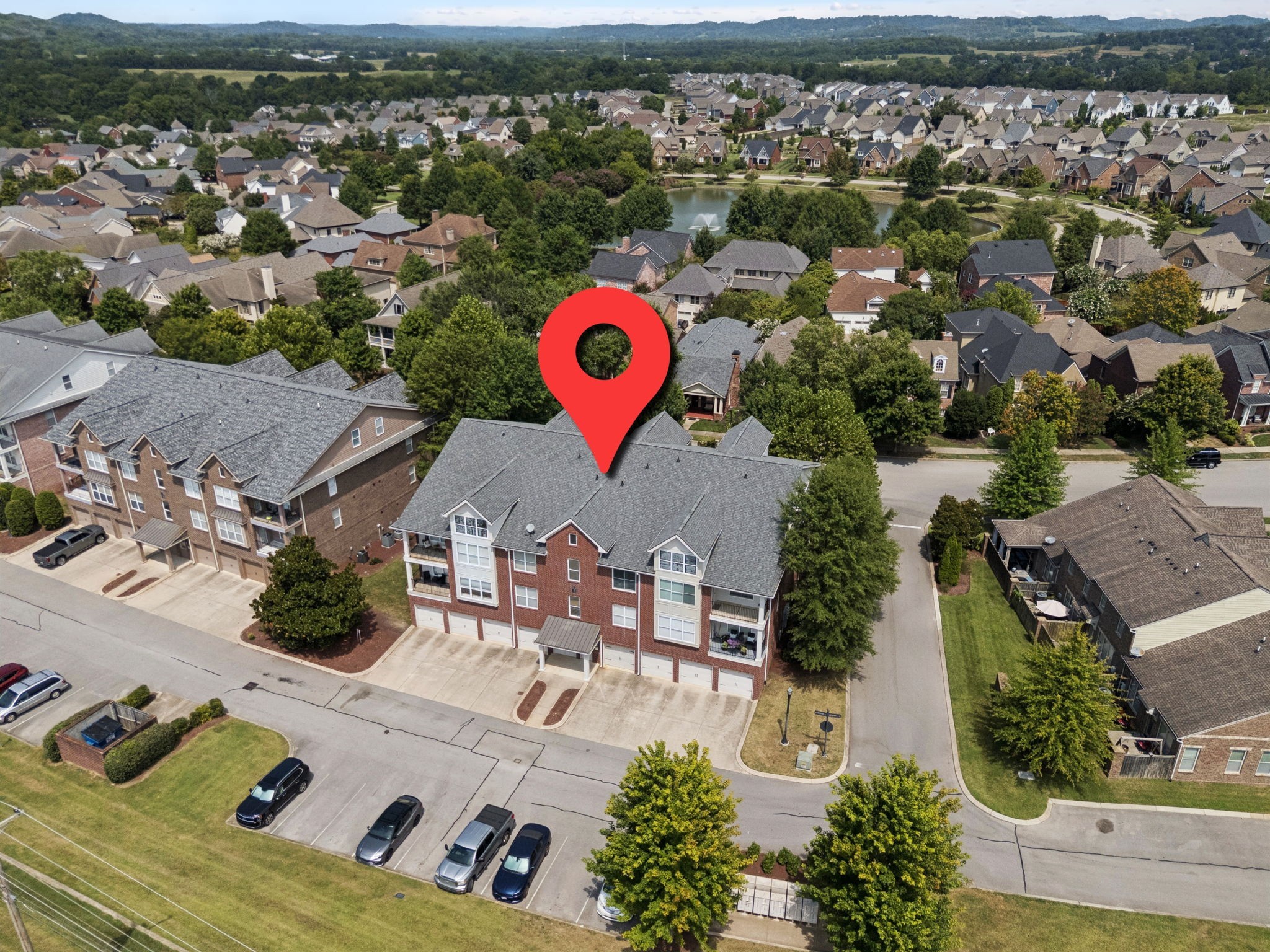 2000 Newark Ln Unit: F200