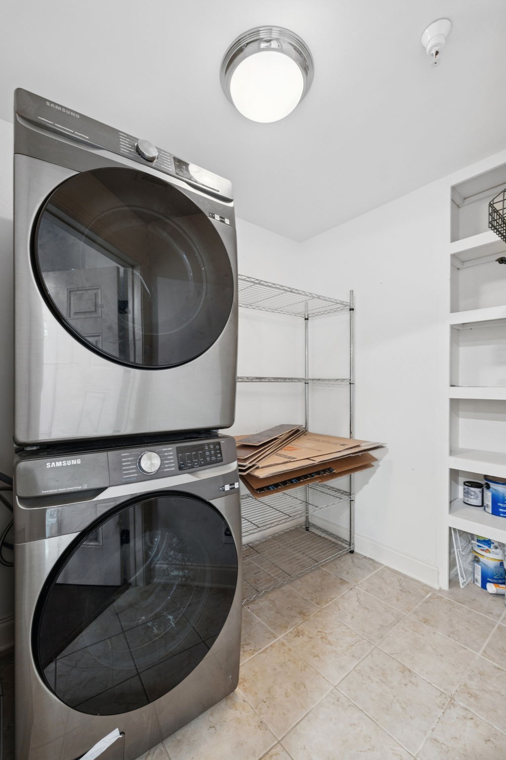 2000 Newark Ln Unit: F200