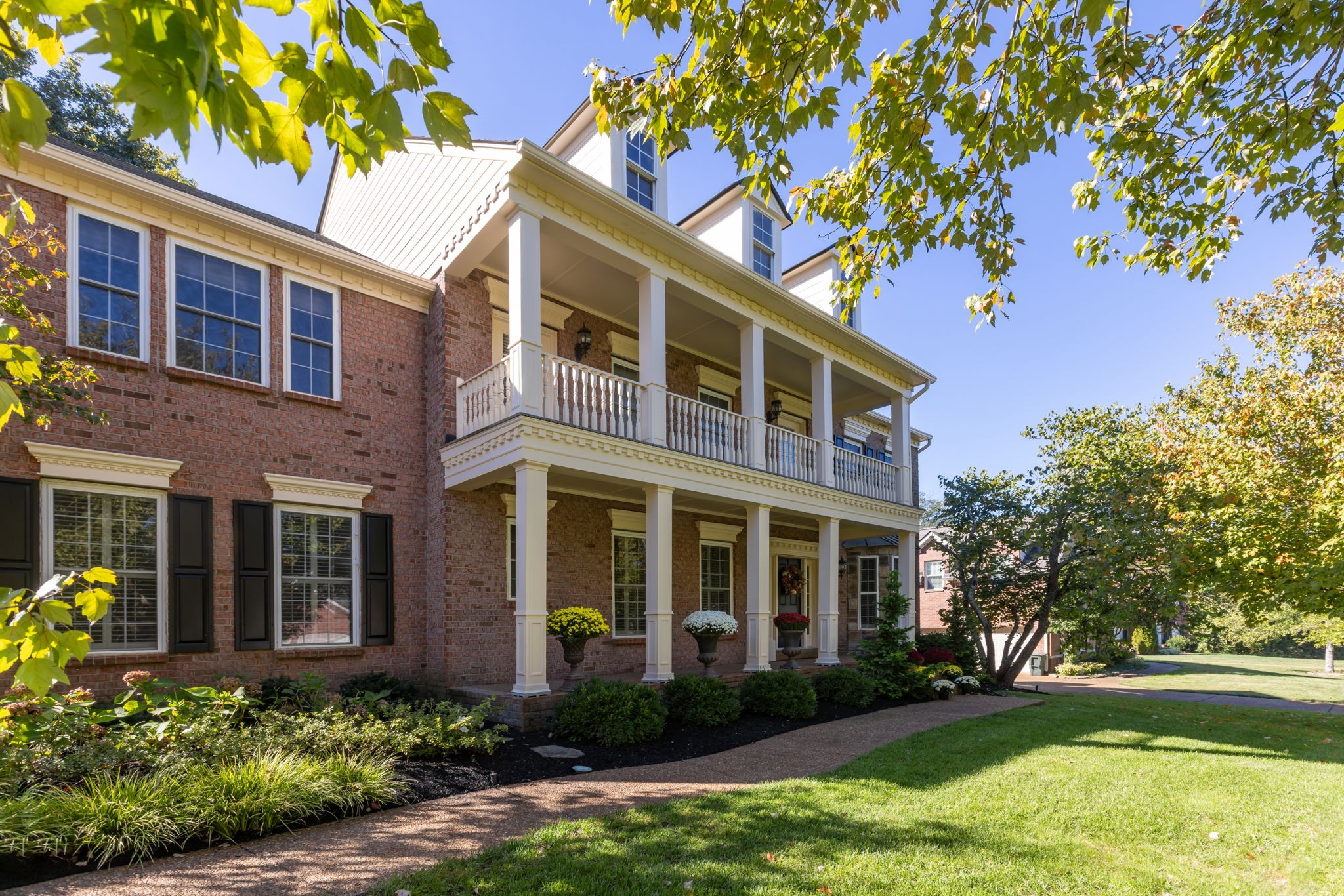 213 Winburn Ln