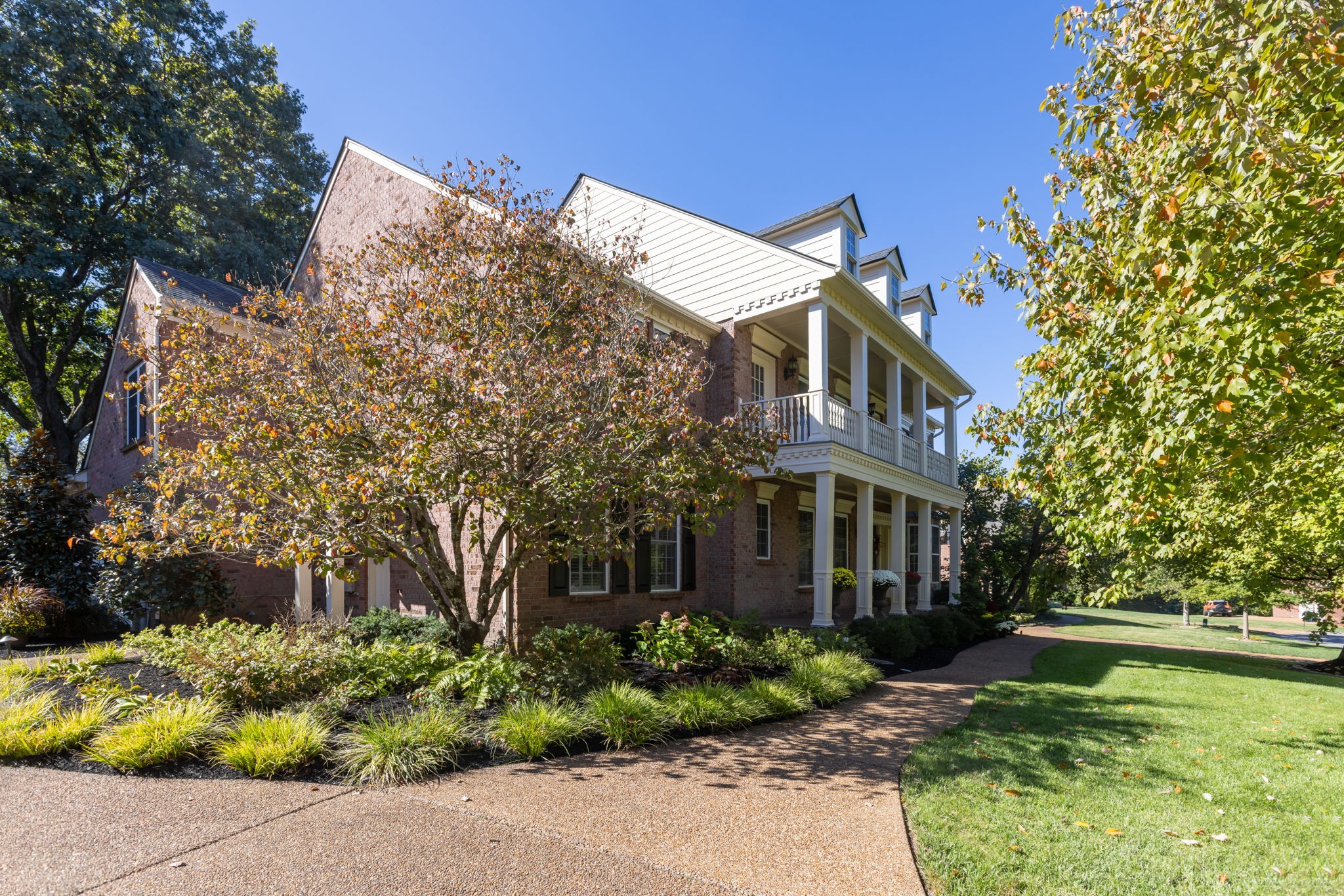 213 Winburn Ln