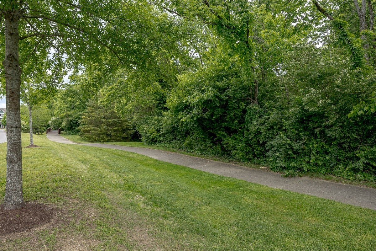 2000 Shadow Green Dr Unit: H-203