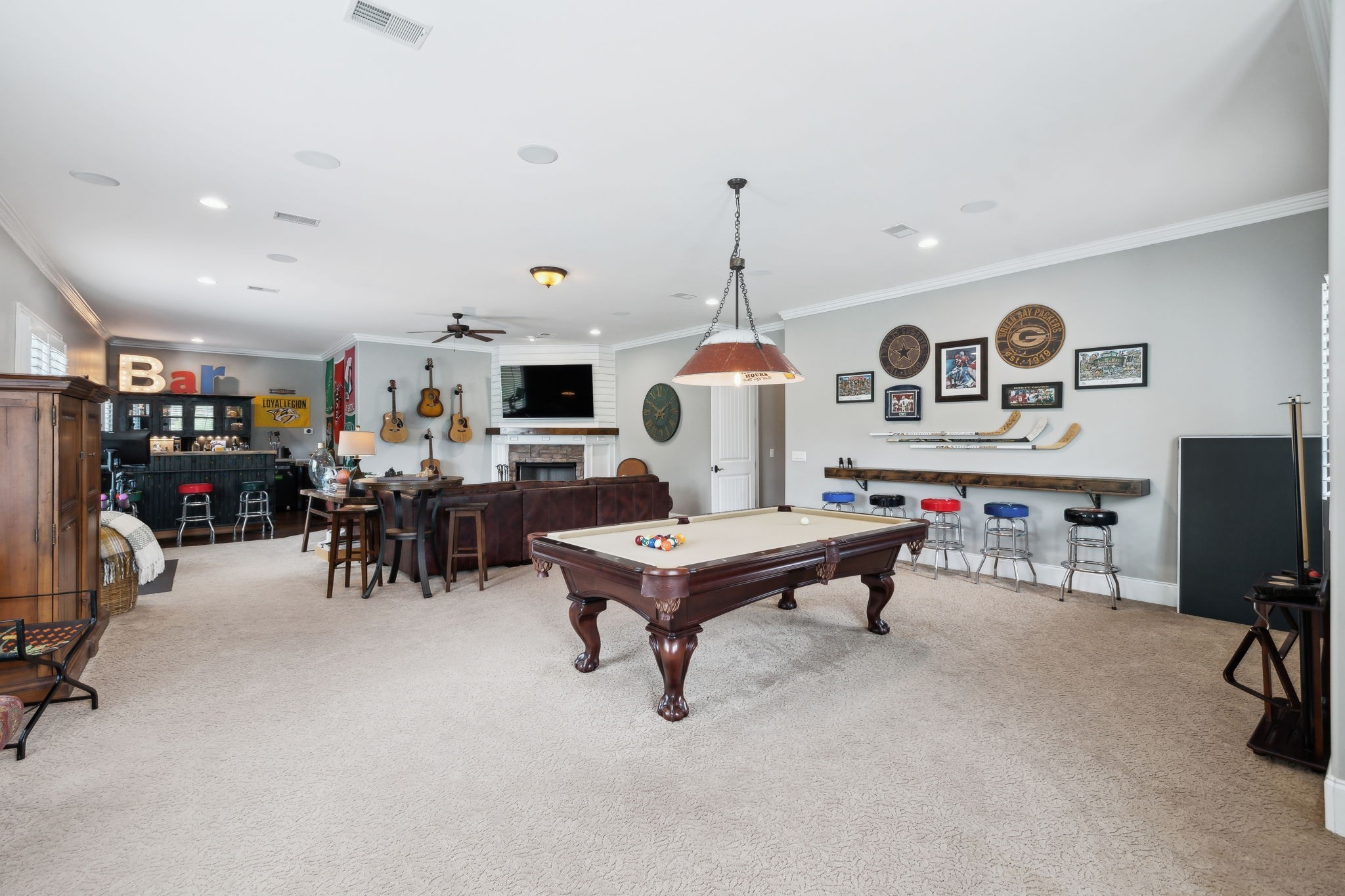 1075 Natchez Valley Ln