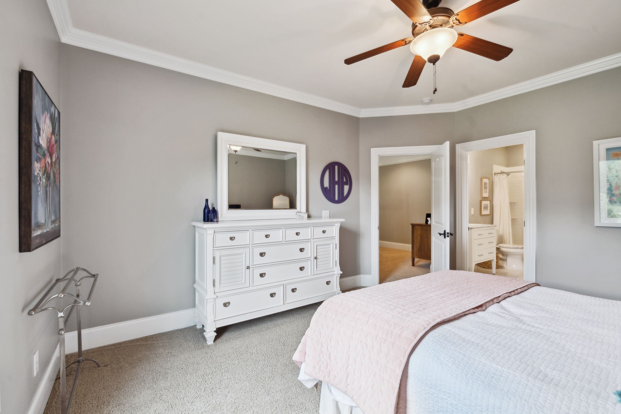 1075 Natchez Valley Ln