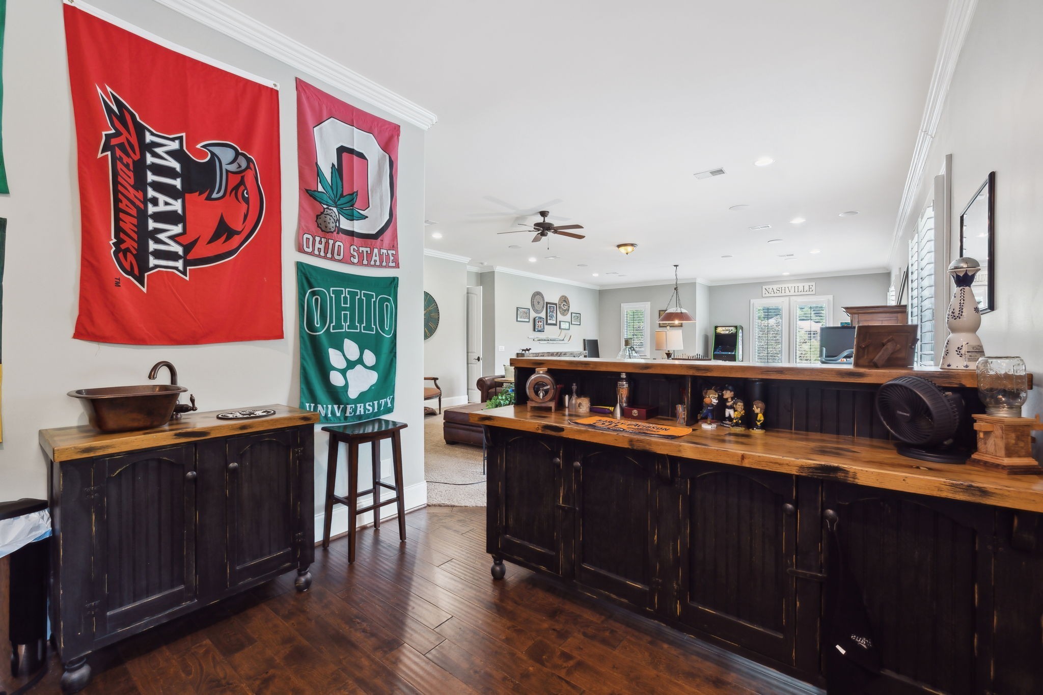 1075 Natchez Valley Ln