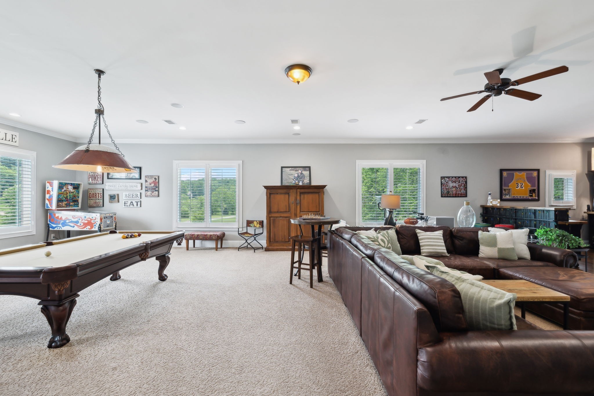 1075 Natchez Valley Ln