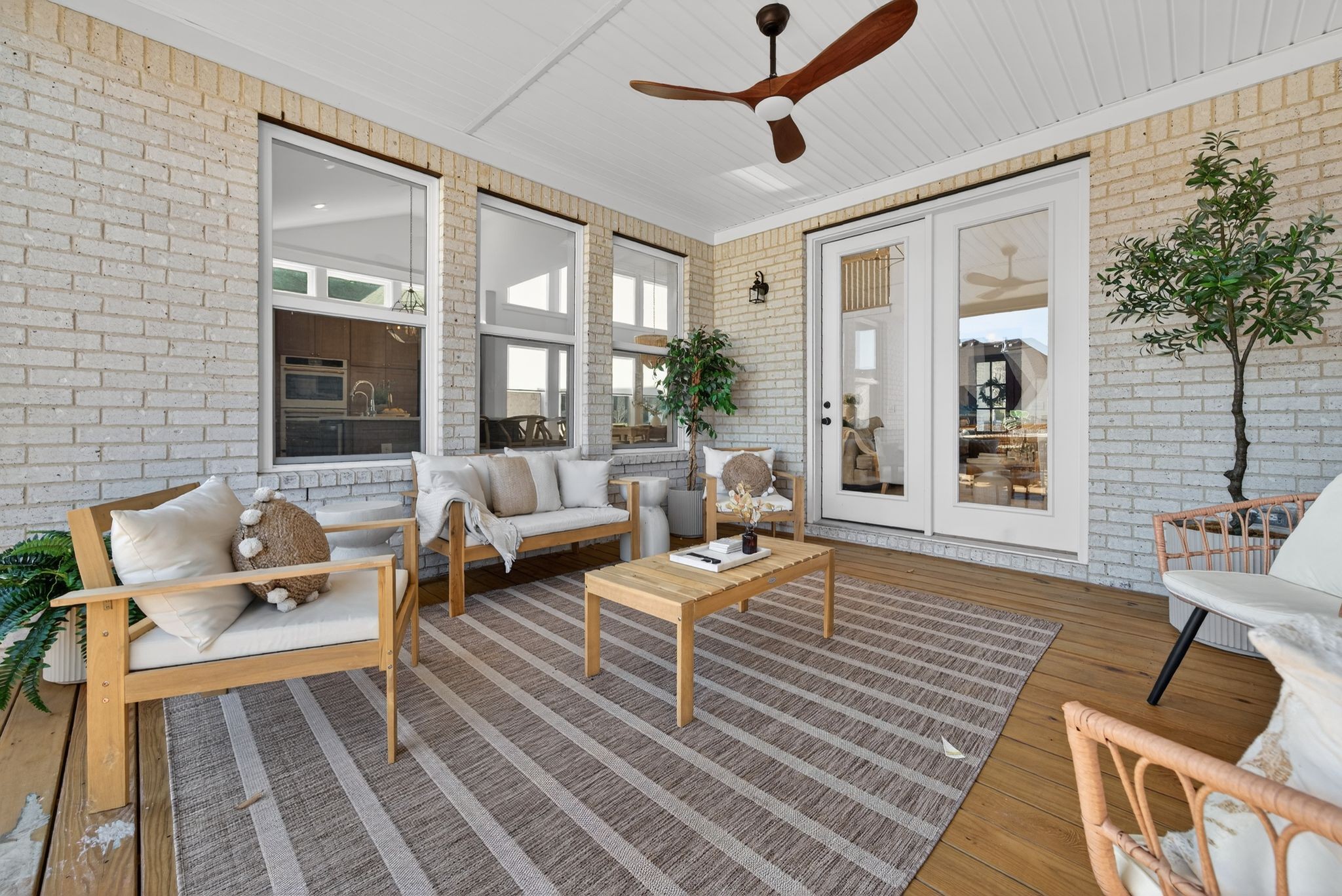 5120 High Park Hill Dr