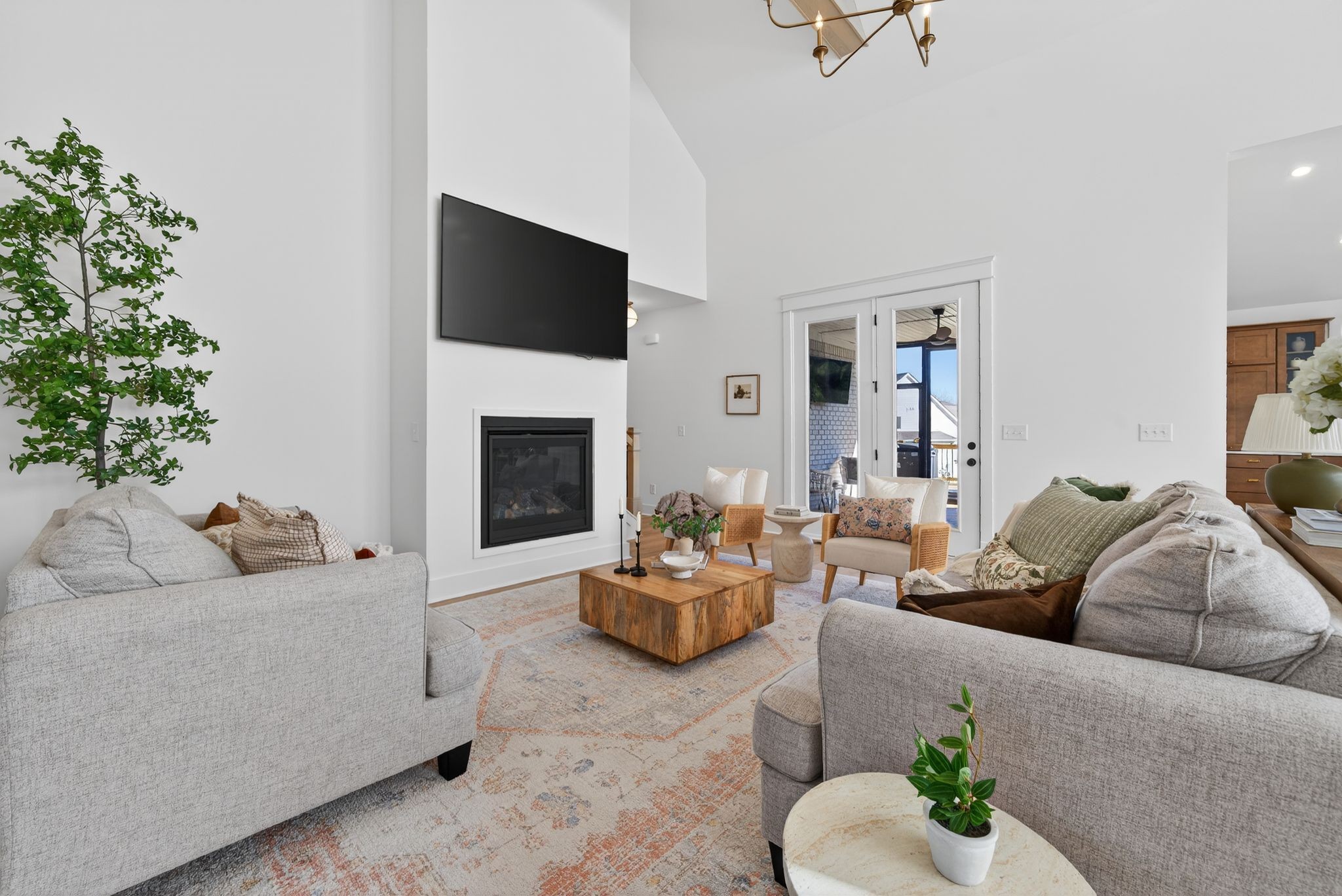 5120 High Park Hill Dr