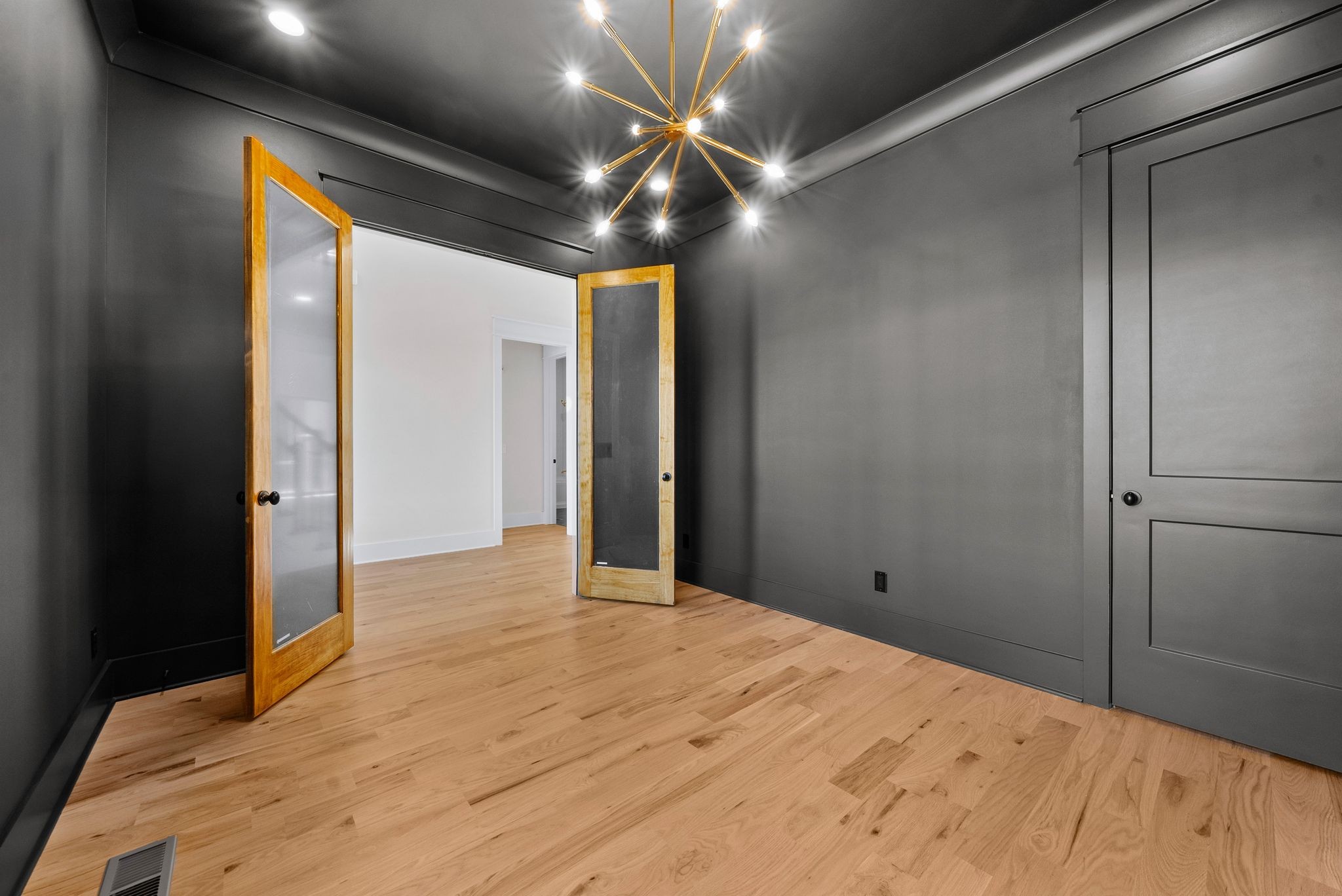 3005 Lilybelle Court