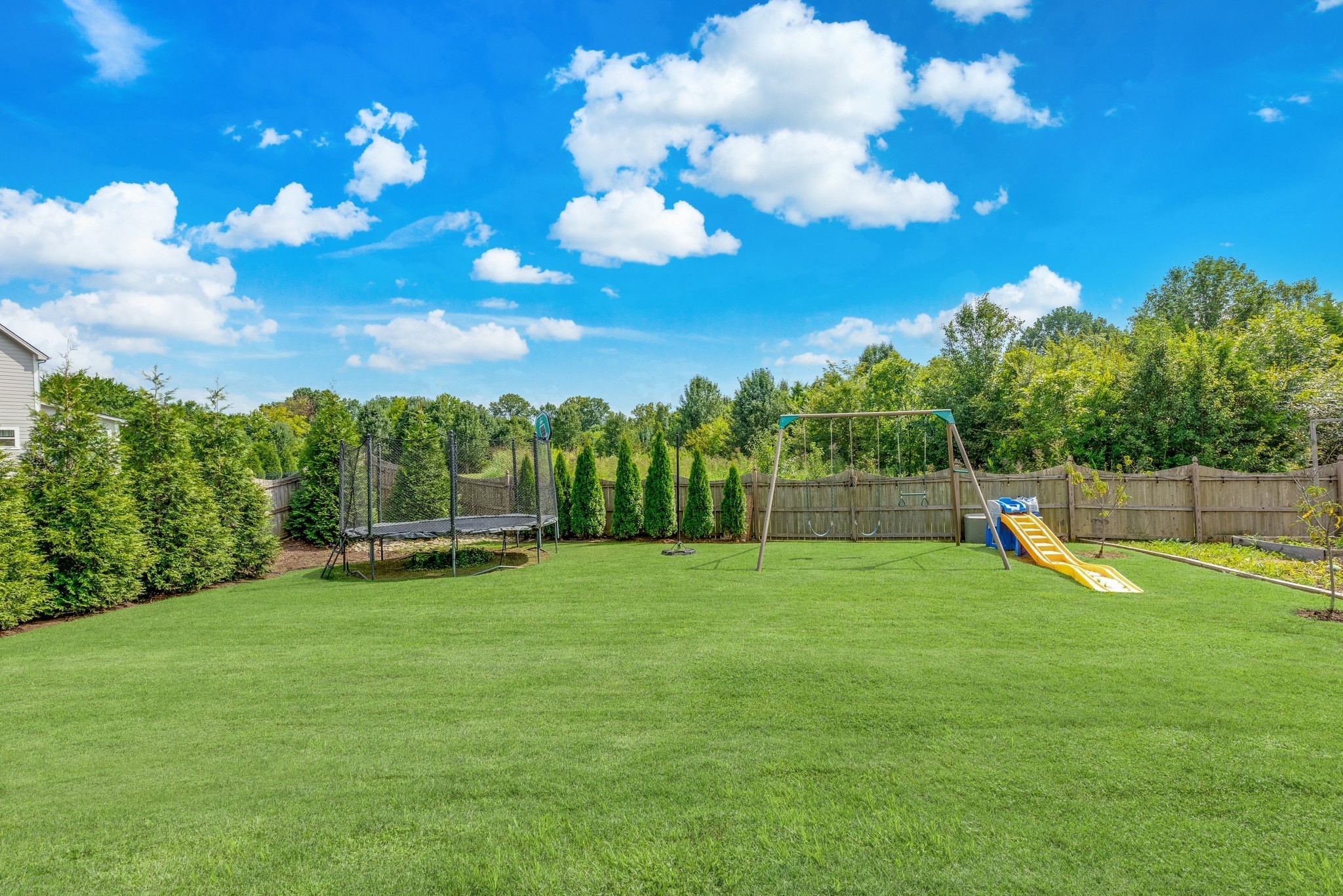 1114 Crossfield Dr
