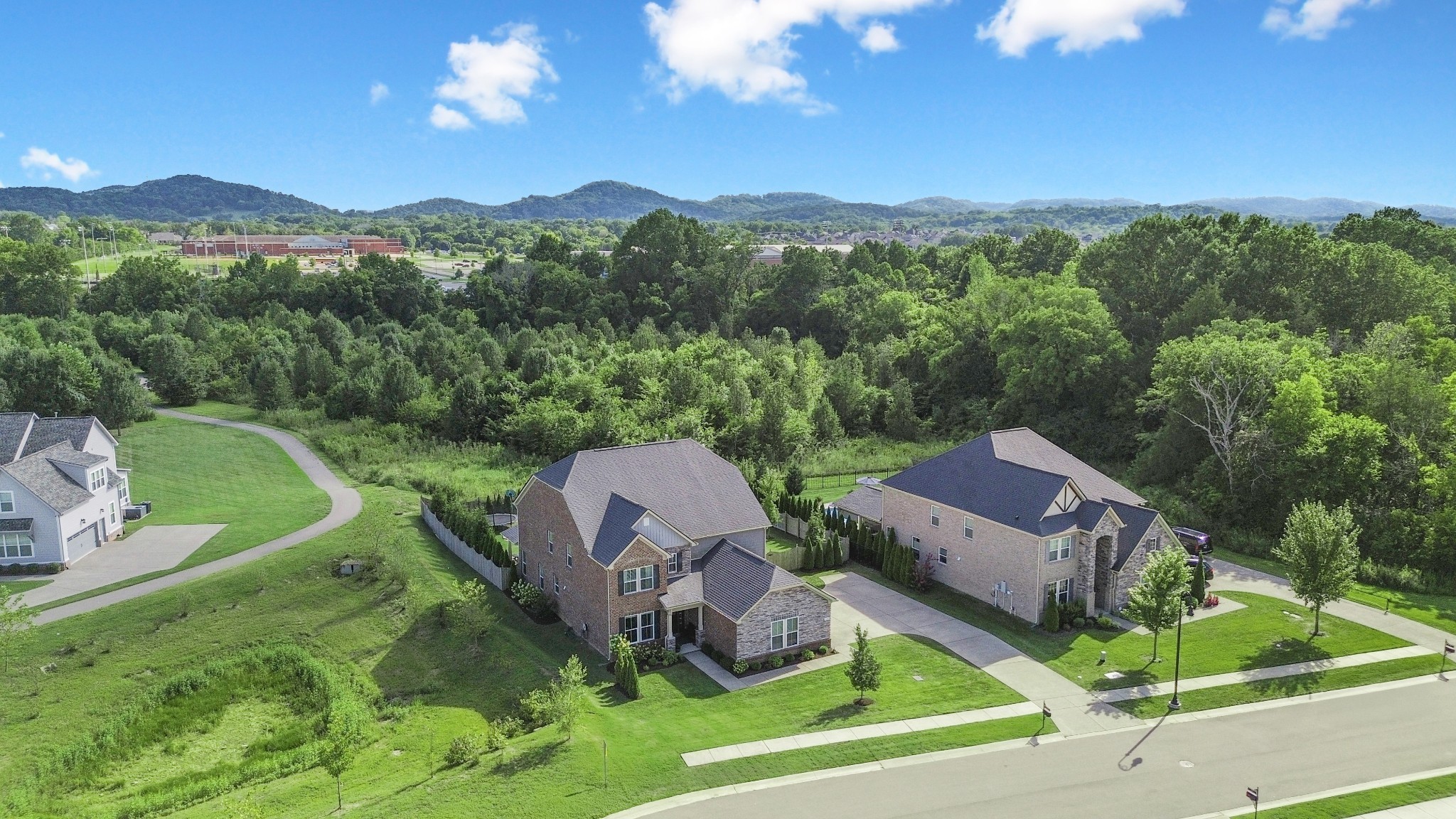 1114 Crossfield Dr