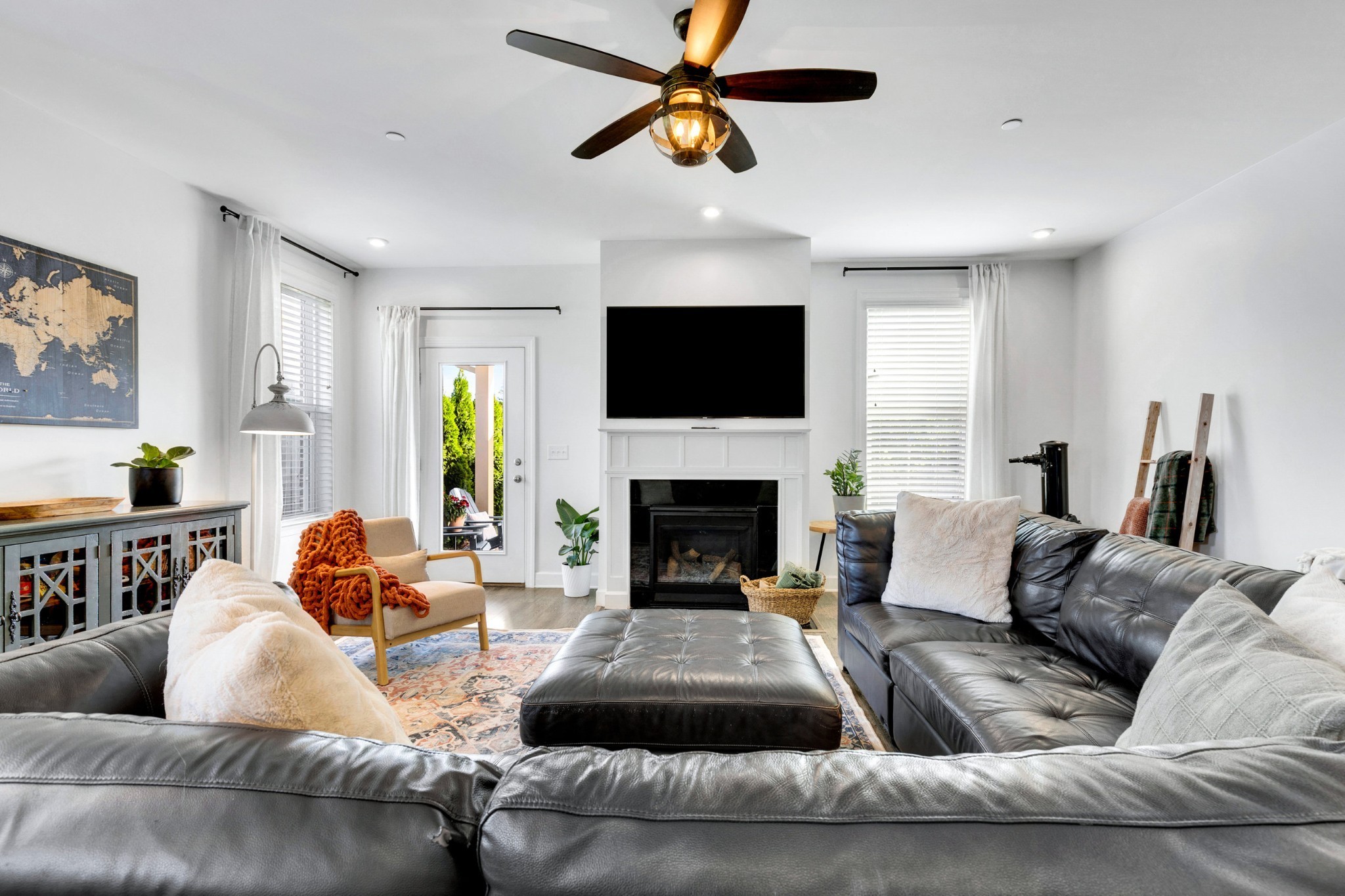 1114 Crossfield Dr