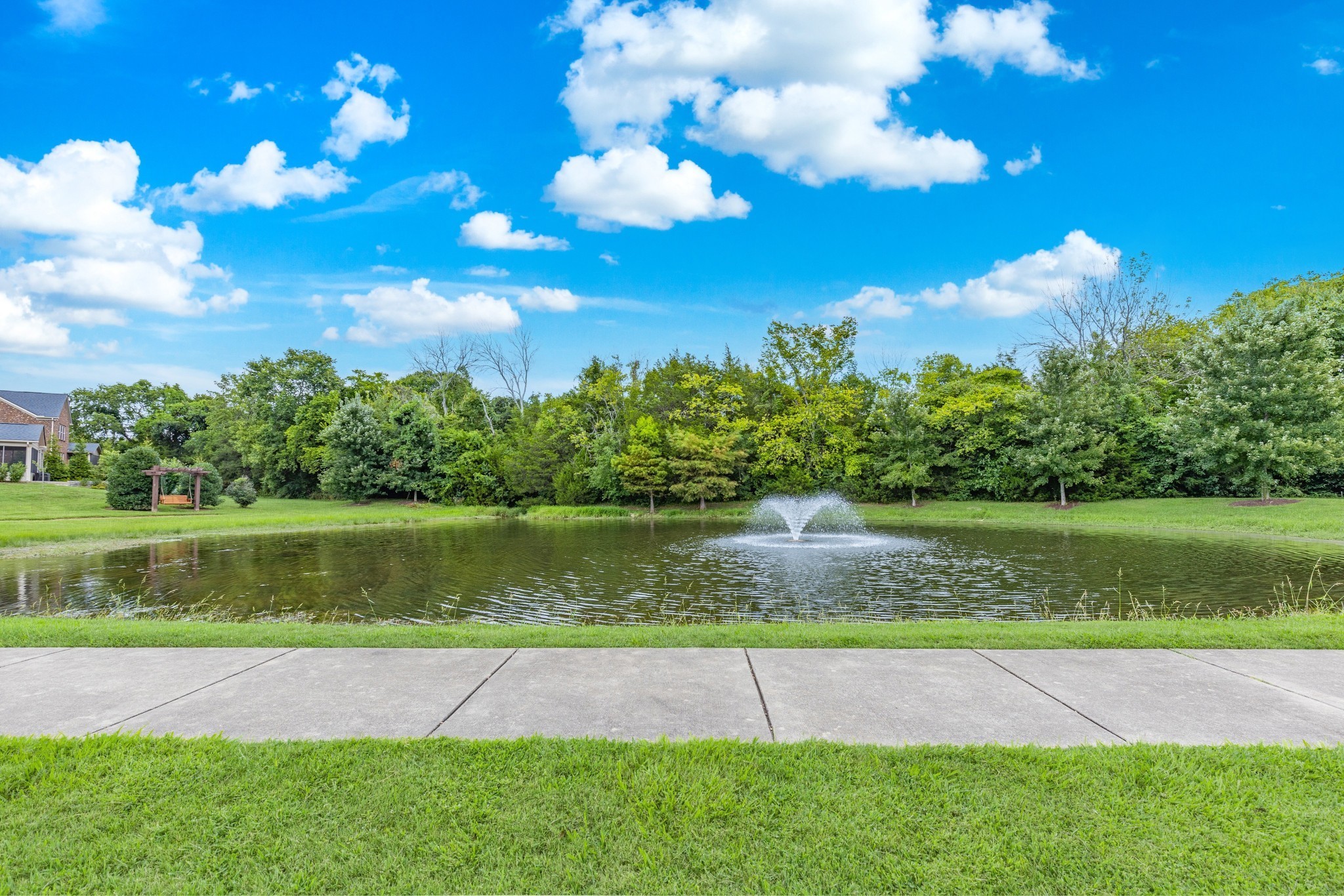 1114 Crossfield Dr