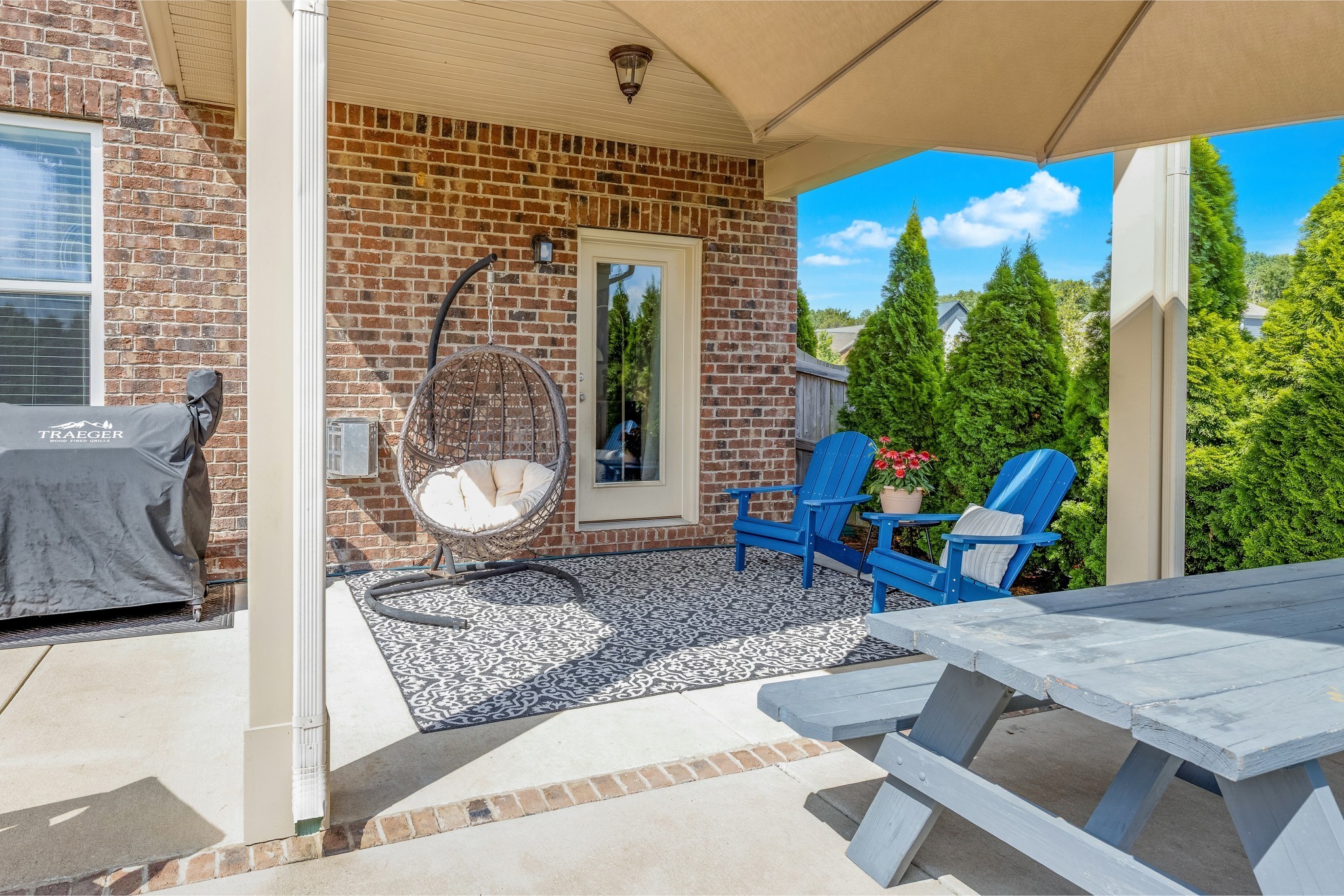 1114 Crossfield Dr
