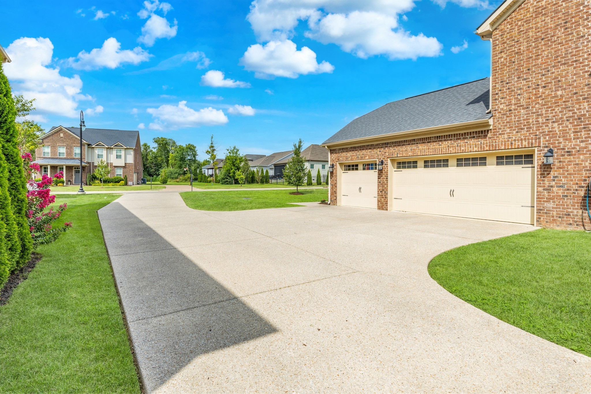 1114 Crossfield Dr