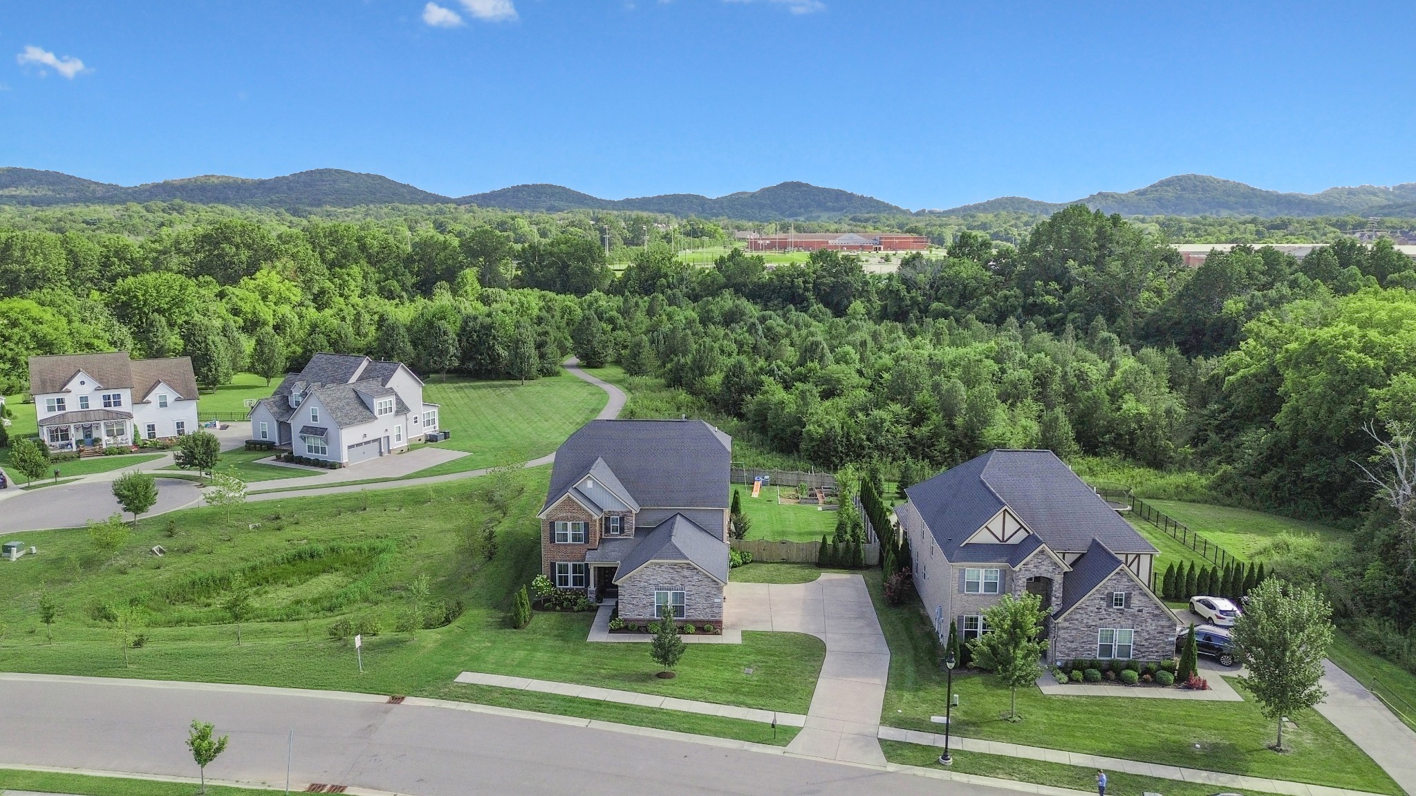 1114 Crossfield Dr