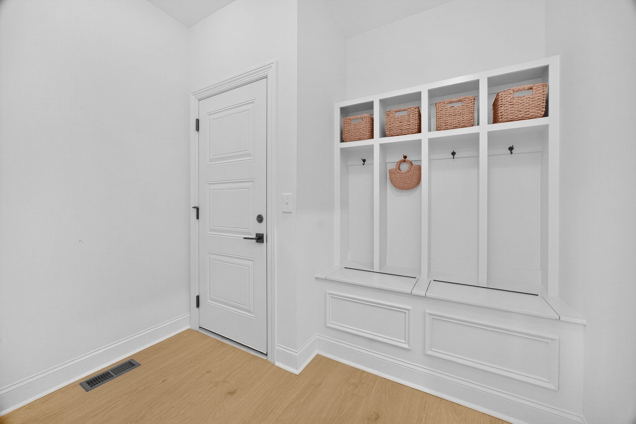 5102 High Park Hill Dr