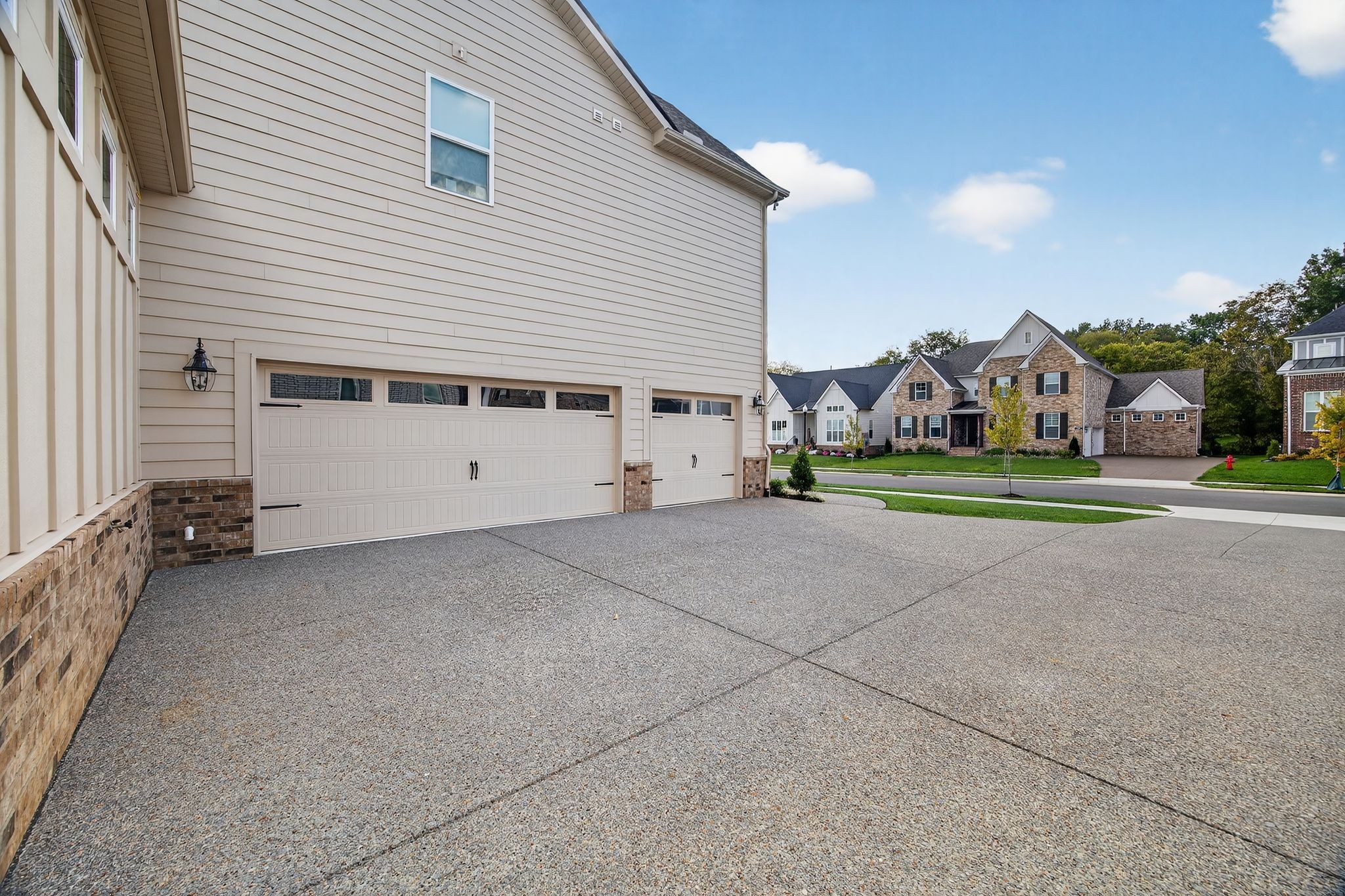 5102 High Park Hill Dr