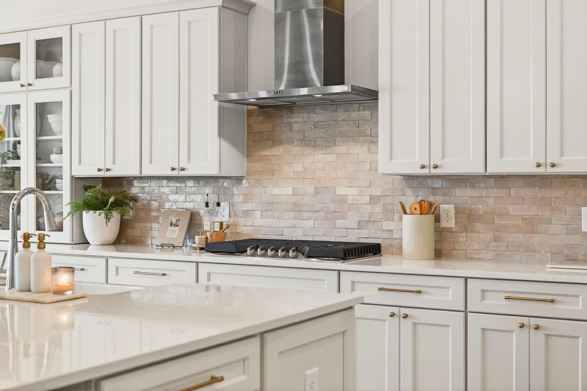 5102 High Park Hill Dr