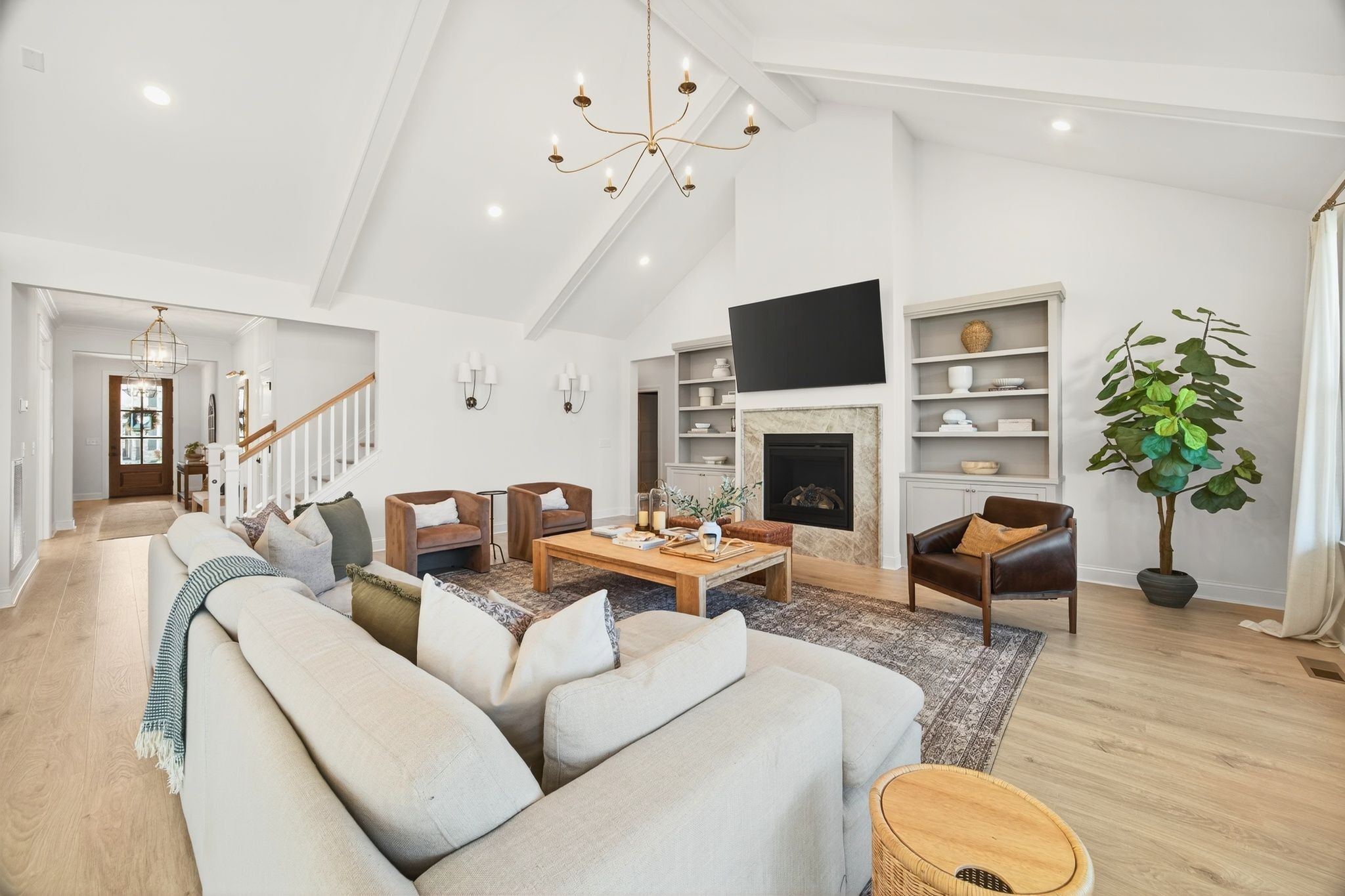 5102 High Park Hill Dr