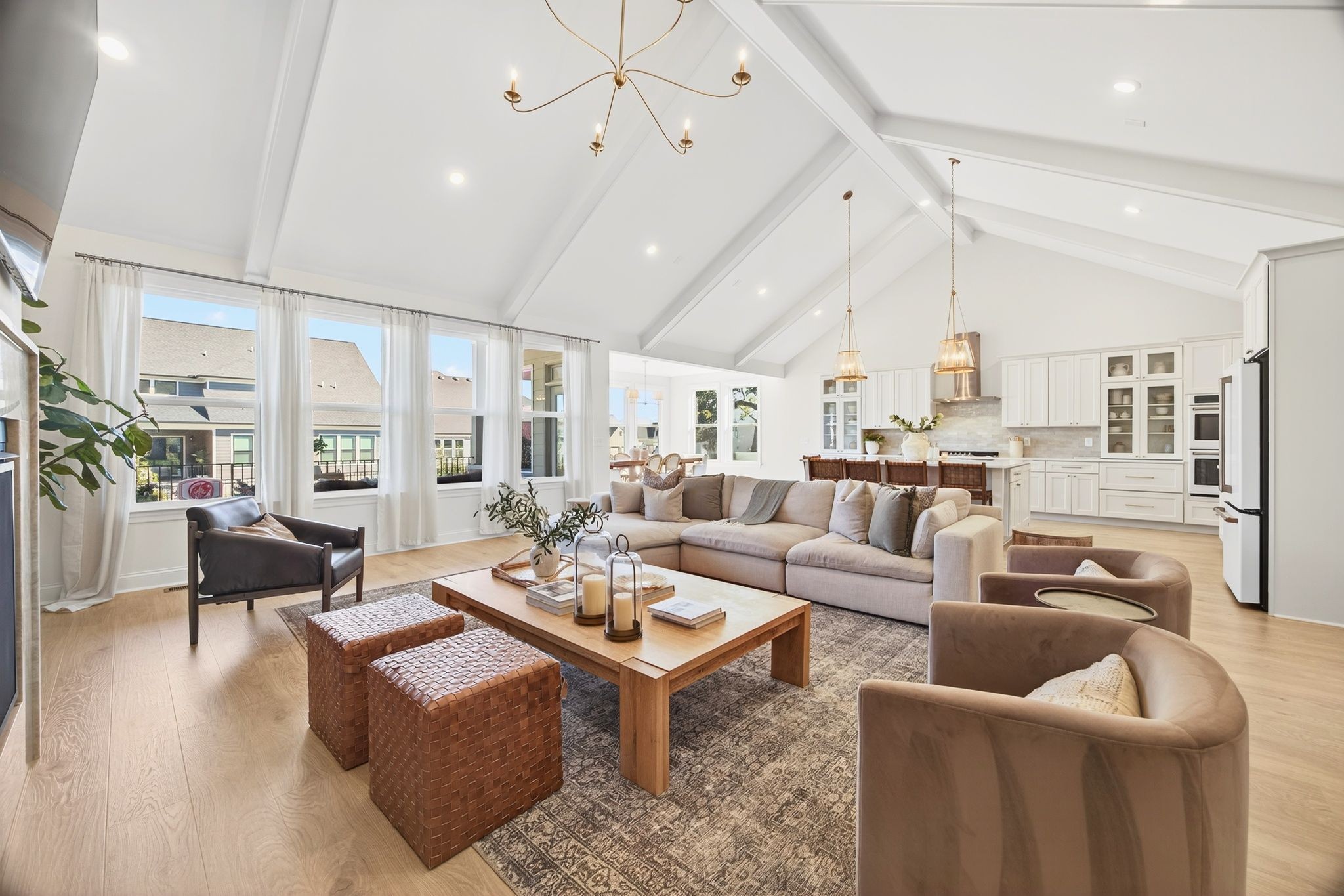 5102 High Park Hill Dr