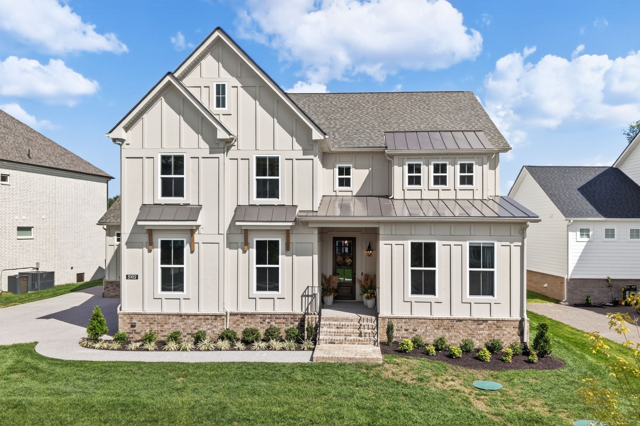 5102 High Park Hill Dr