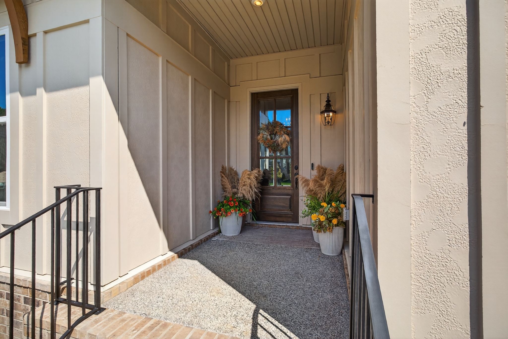 5102 High Park Hill Dr