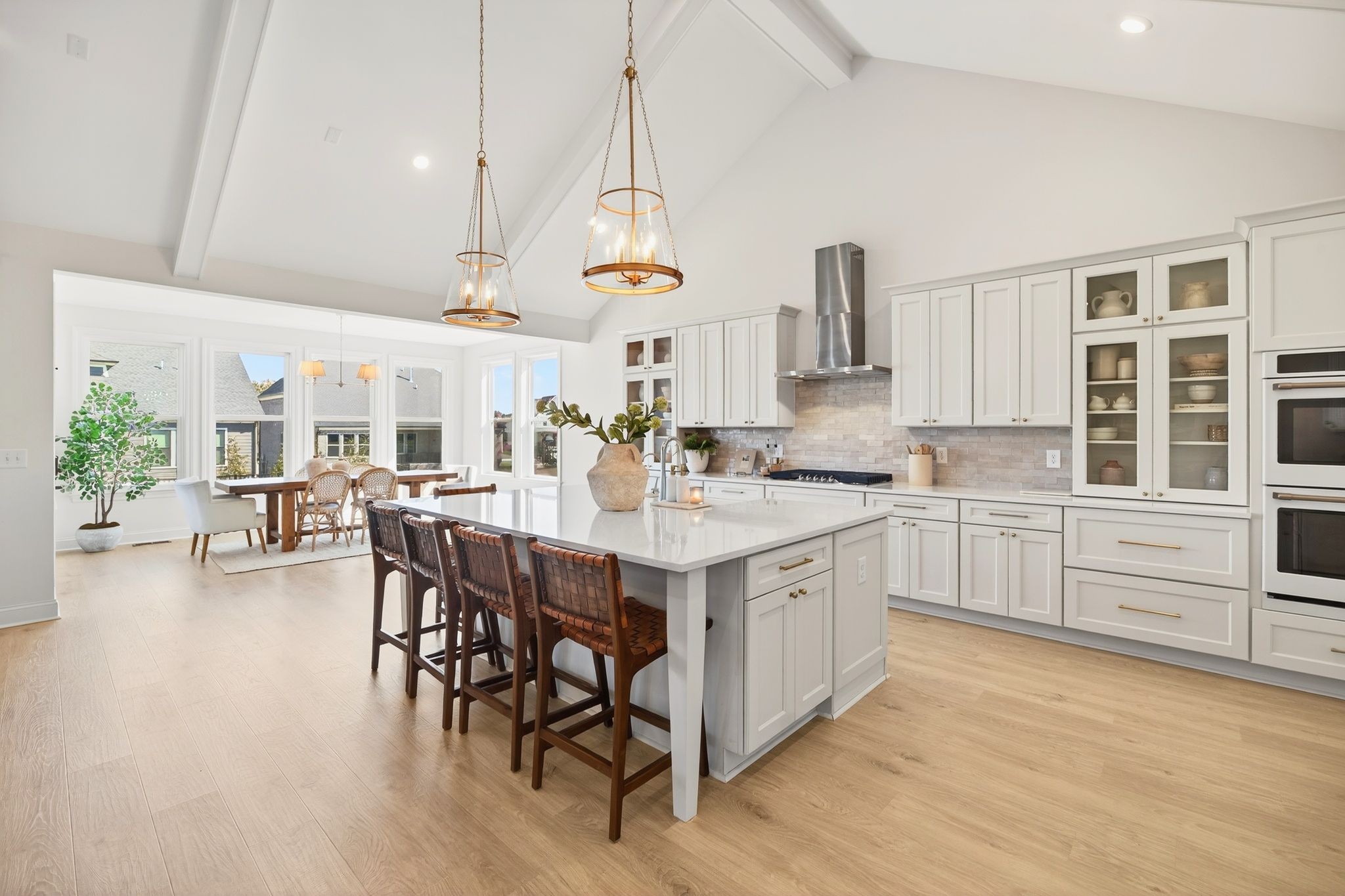 5102 High Park Hill Dr