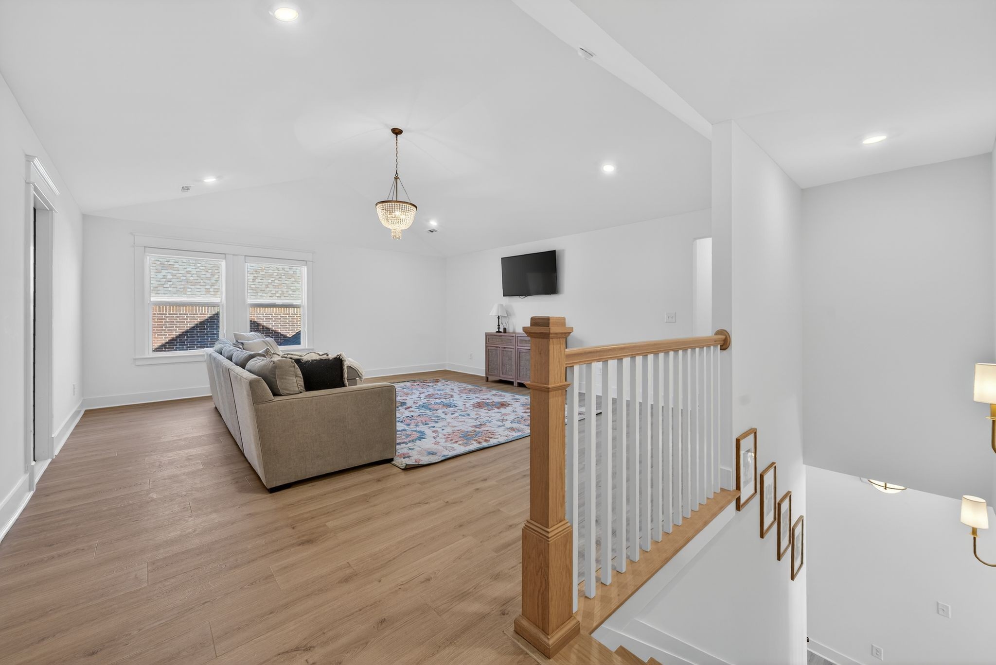 5120 High Park Hill Dr