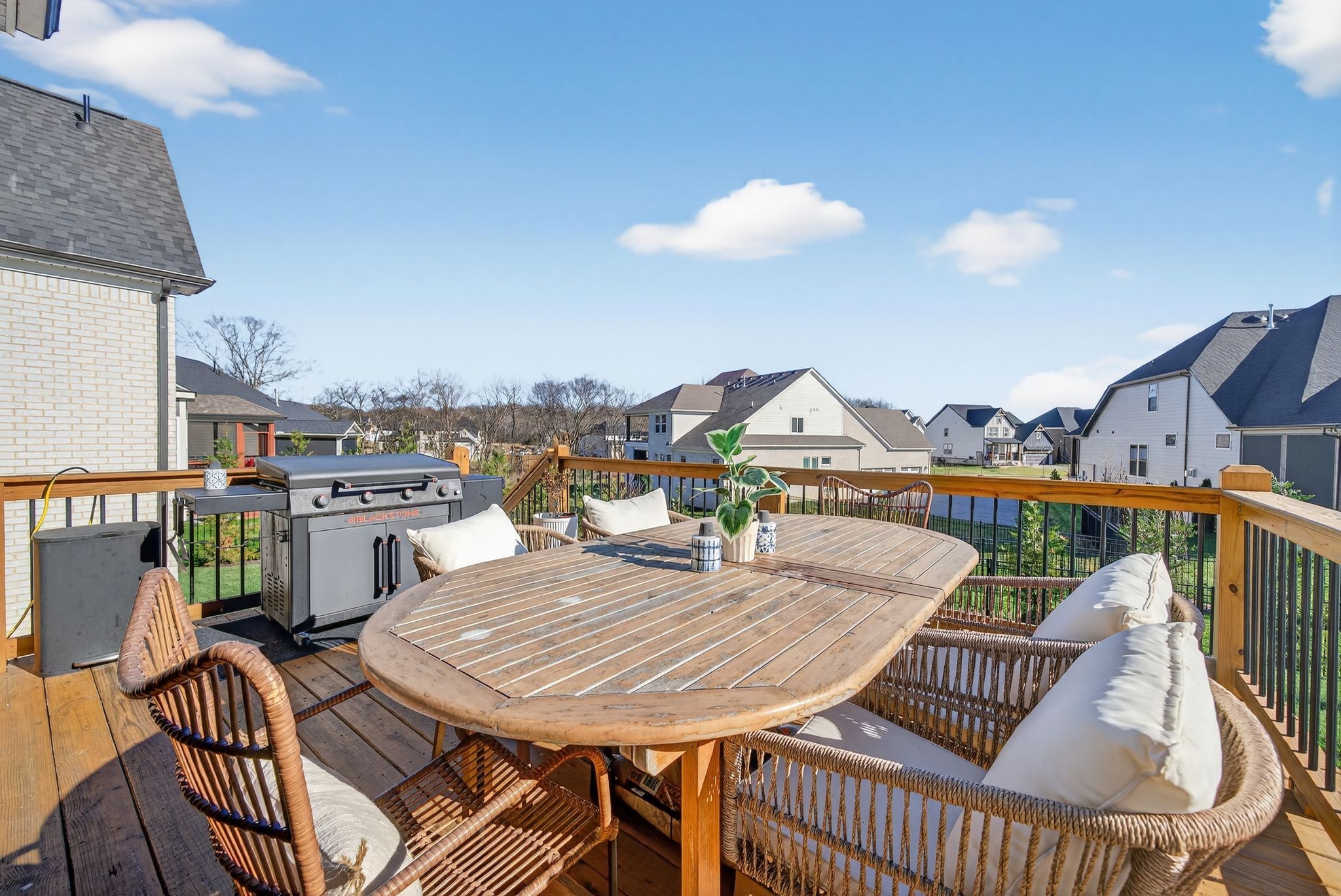 5120 High Park Hill Dr