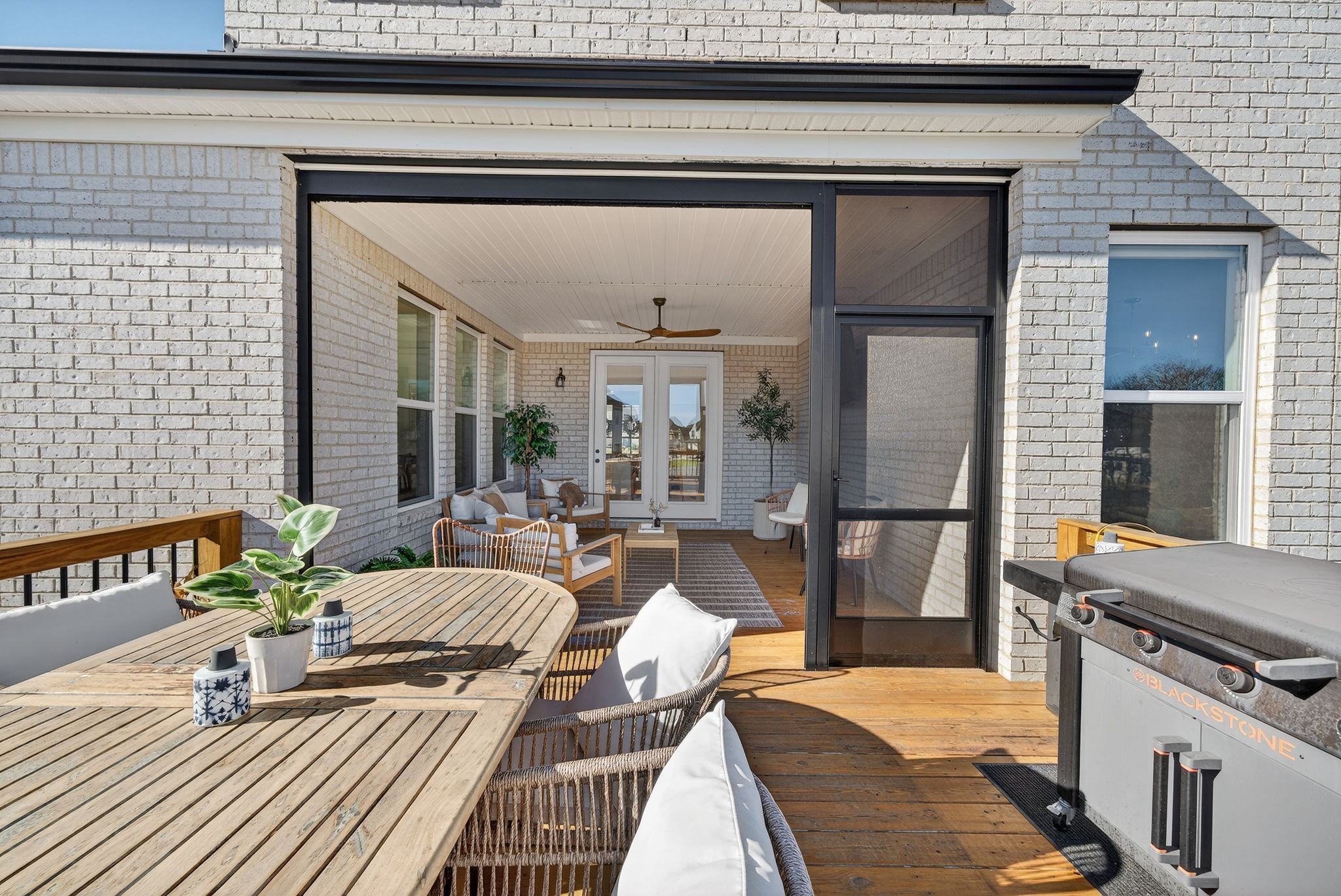 5120 High Park Hill Dr