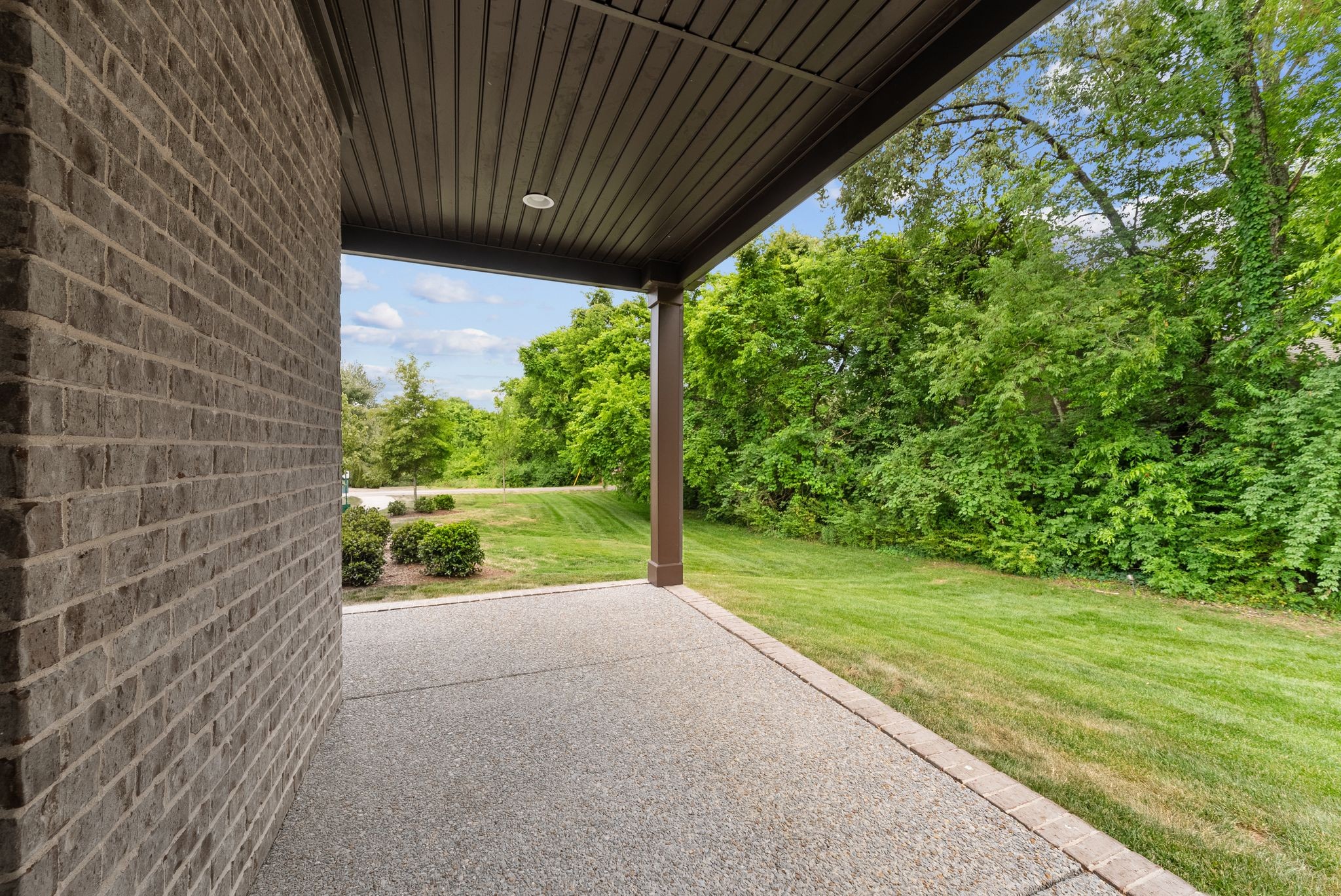 5016 Viola Ln