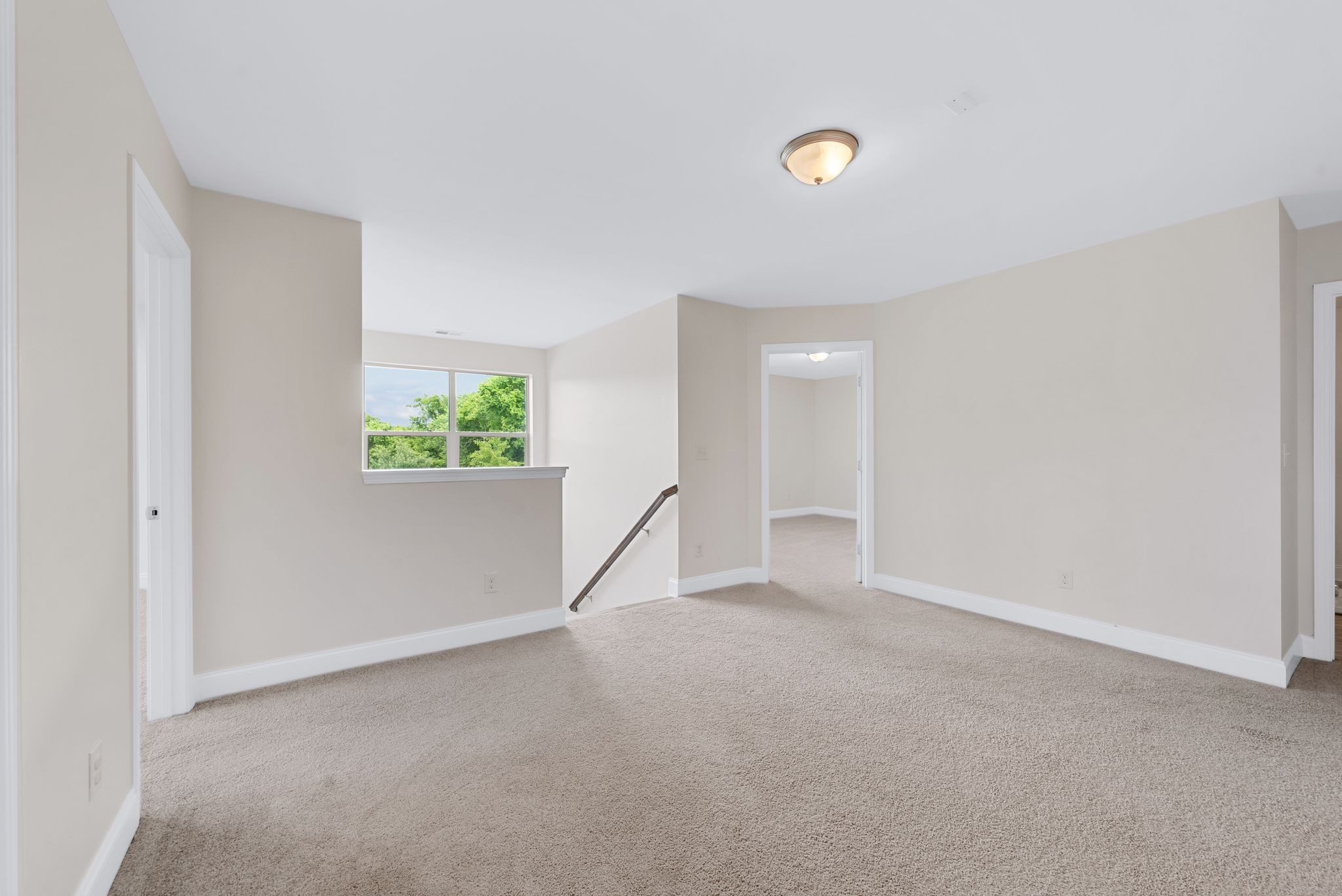 5016 Viola Ln