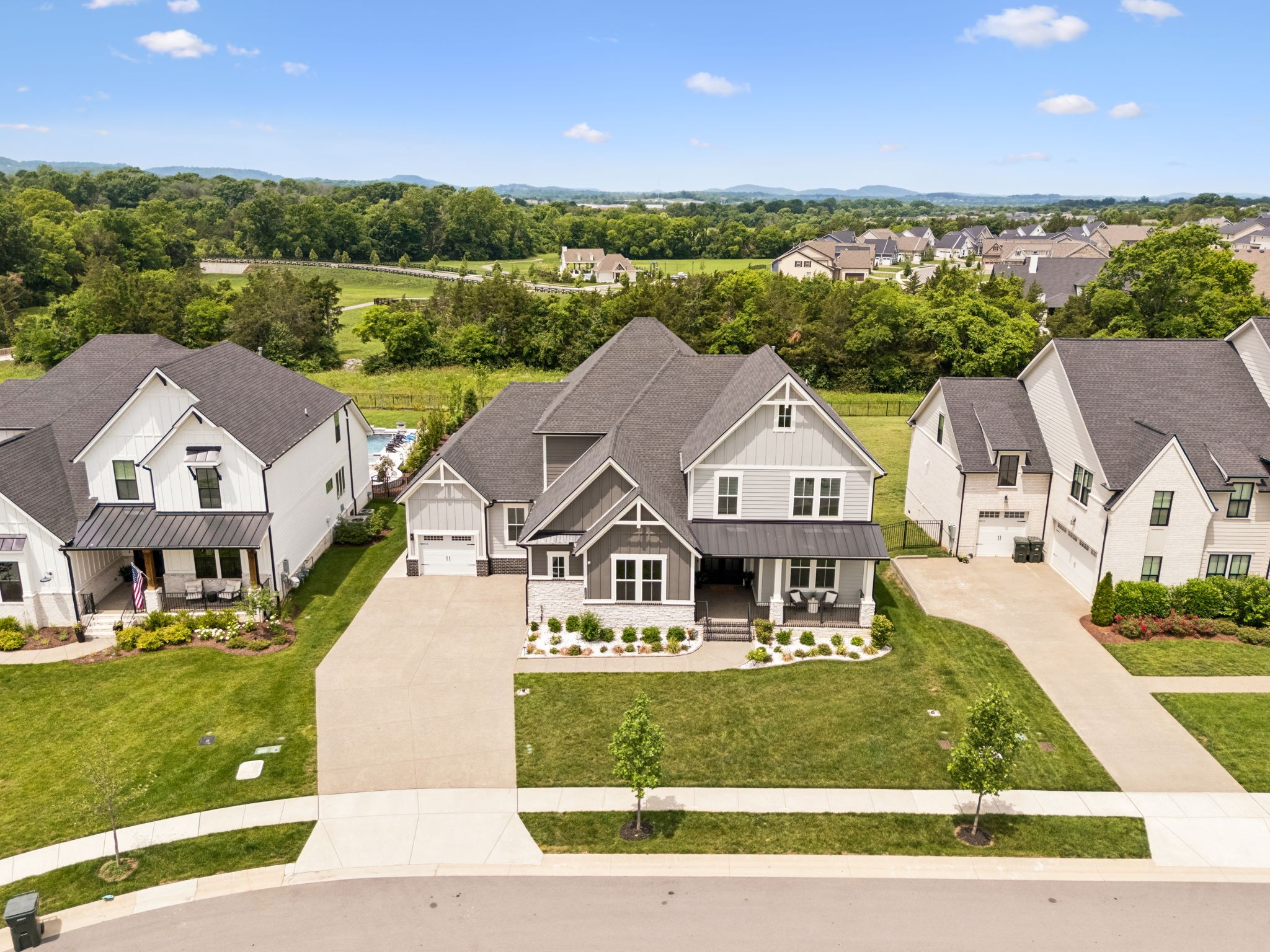 1132 Angela Ann Ct