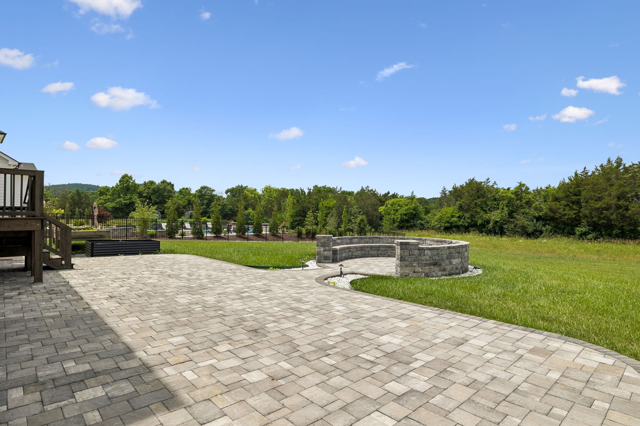 1132 Angela Ann Ct