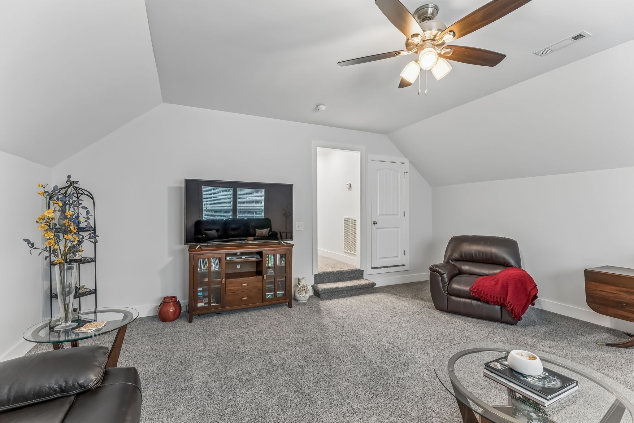 113 Summit Dr