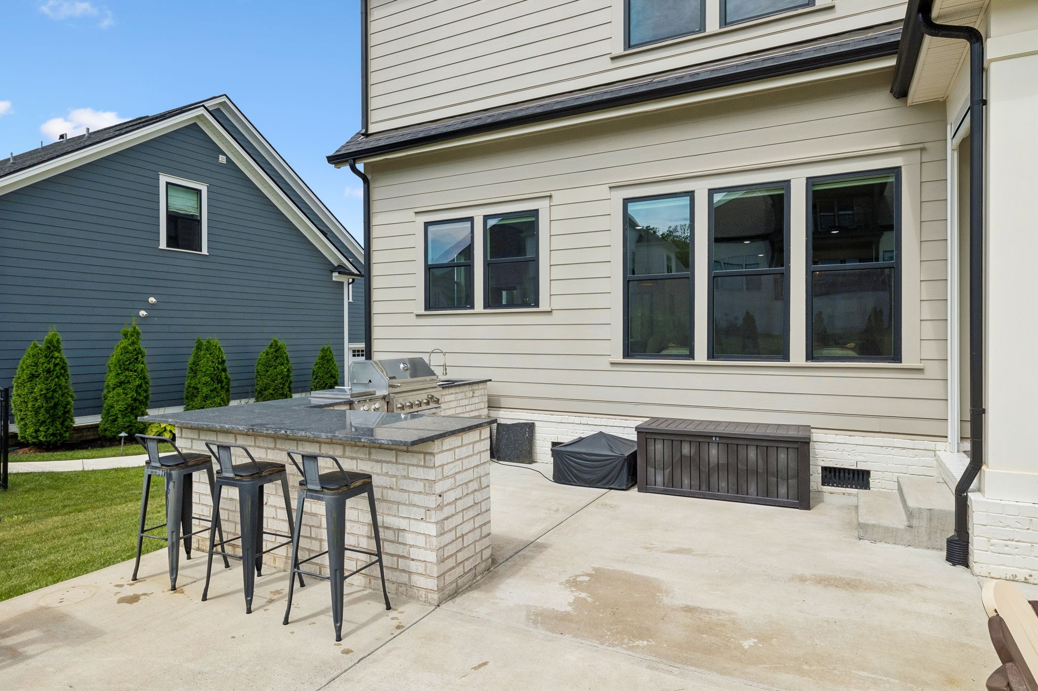 1117 Angela Ann Ct