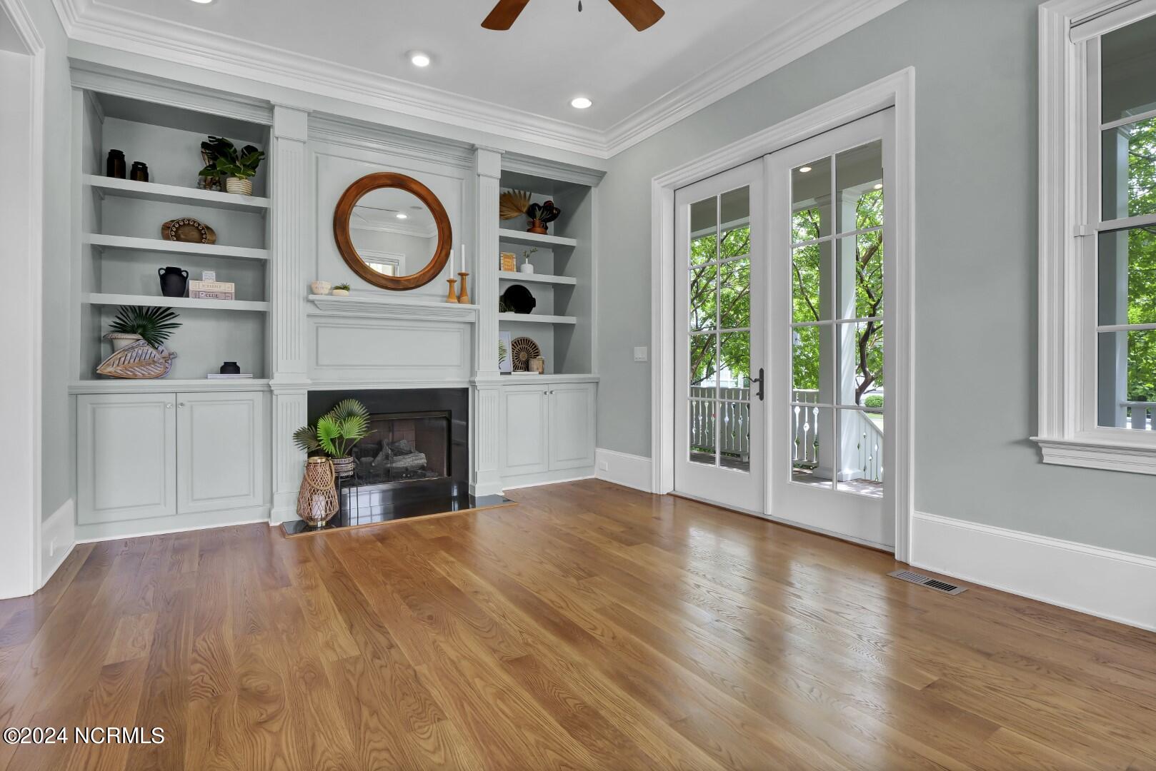 1213 Olmstead Lane