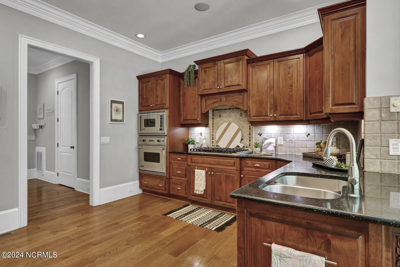 1213 Olmstead Lane