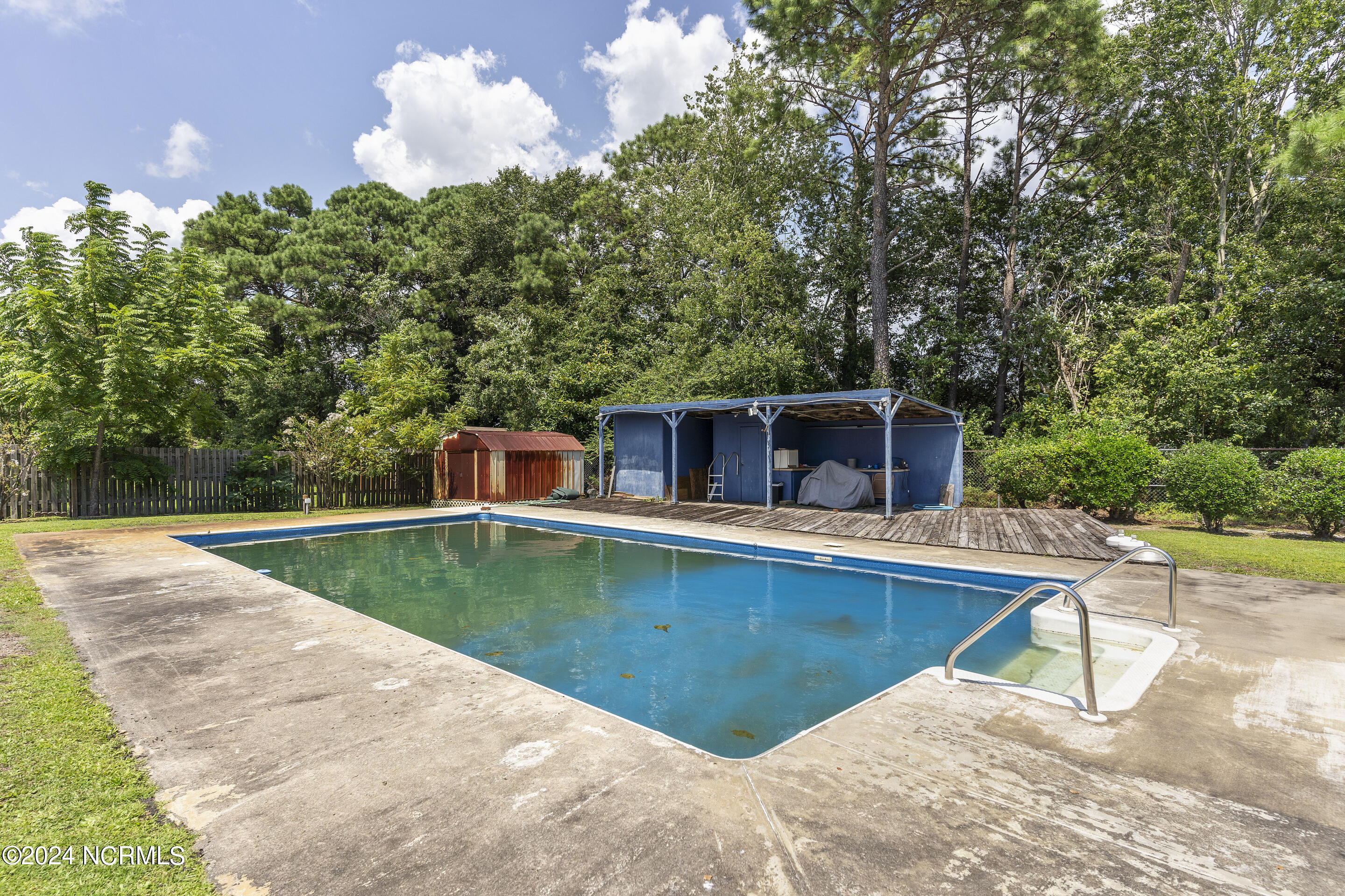 437 R L Honeycutt Drive