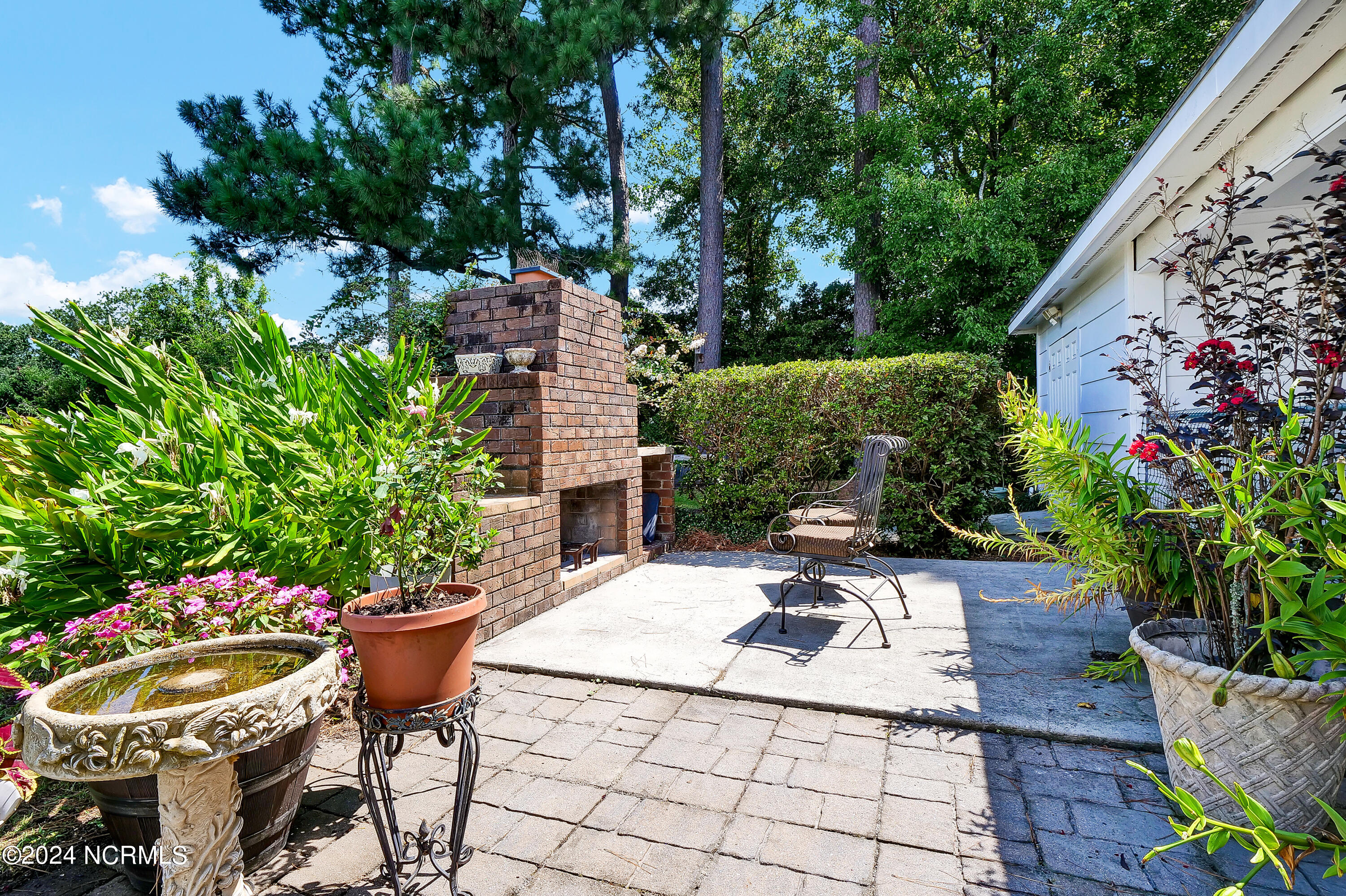 222 Brookshire Lane